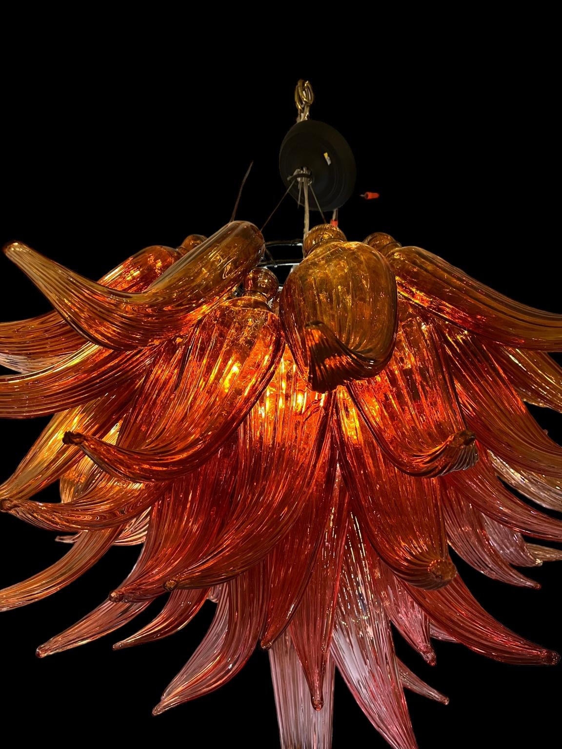 20th Century Modern Hand Blown Studio Glass Chandelier in the Manner of Dale Chihuly
