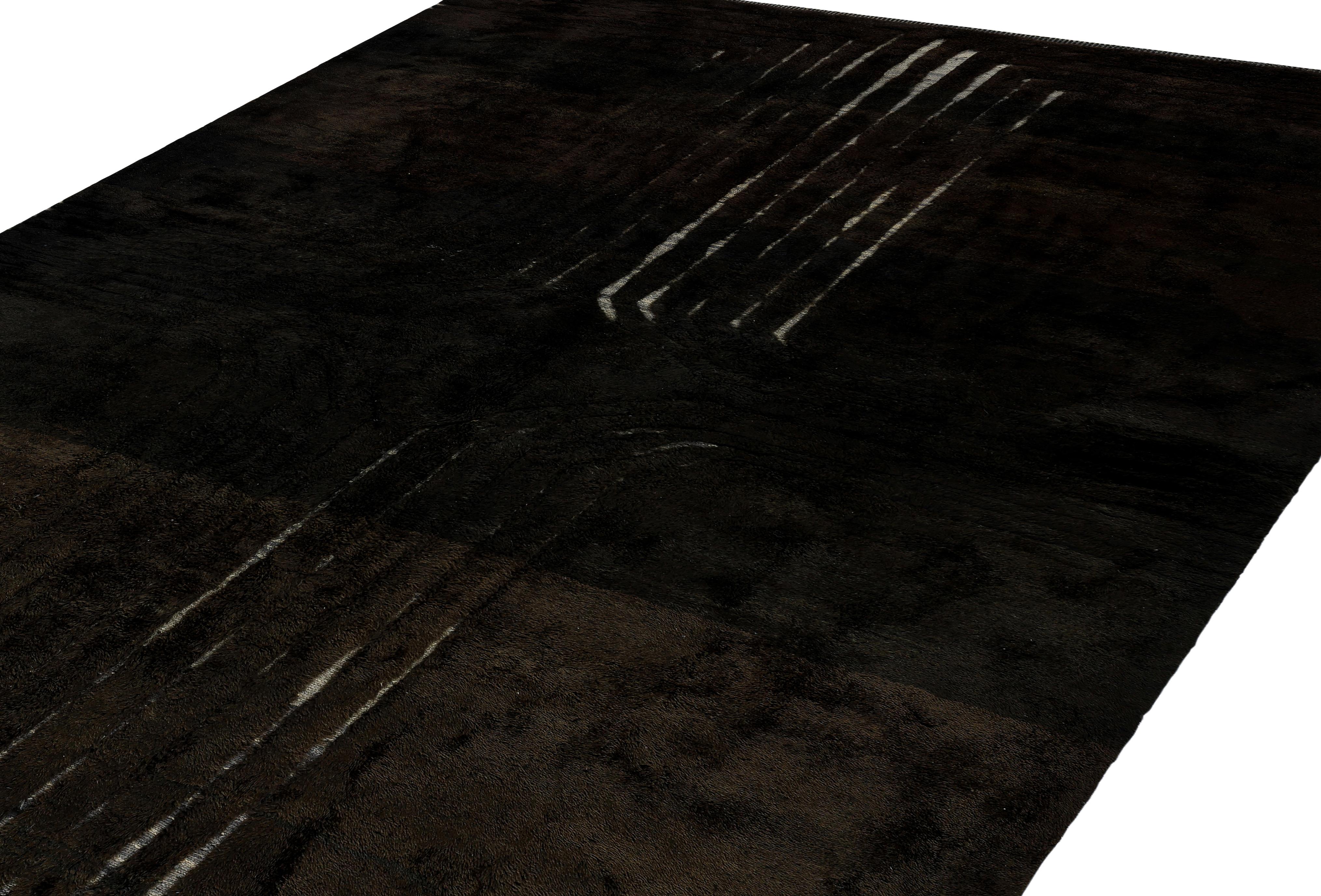 Organic Modern Modern Hand-Knotted Dark Green Moroccan Rug — New Wool Pile with Fringe For Sale
