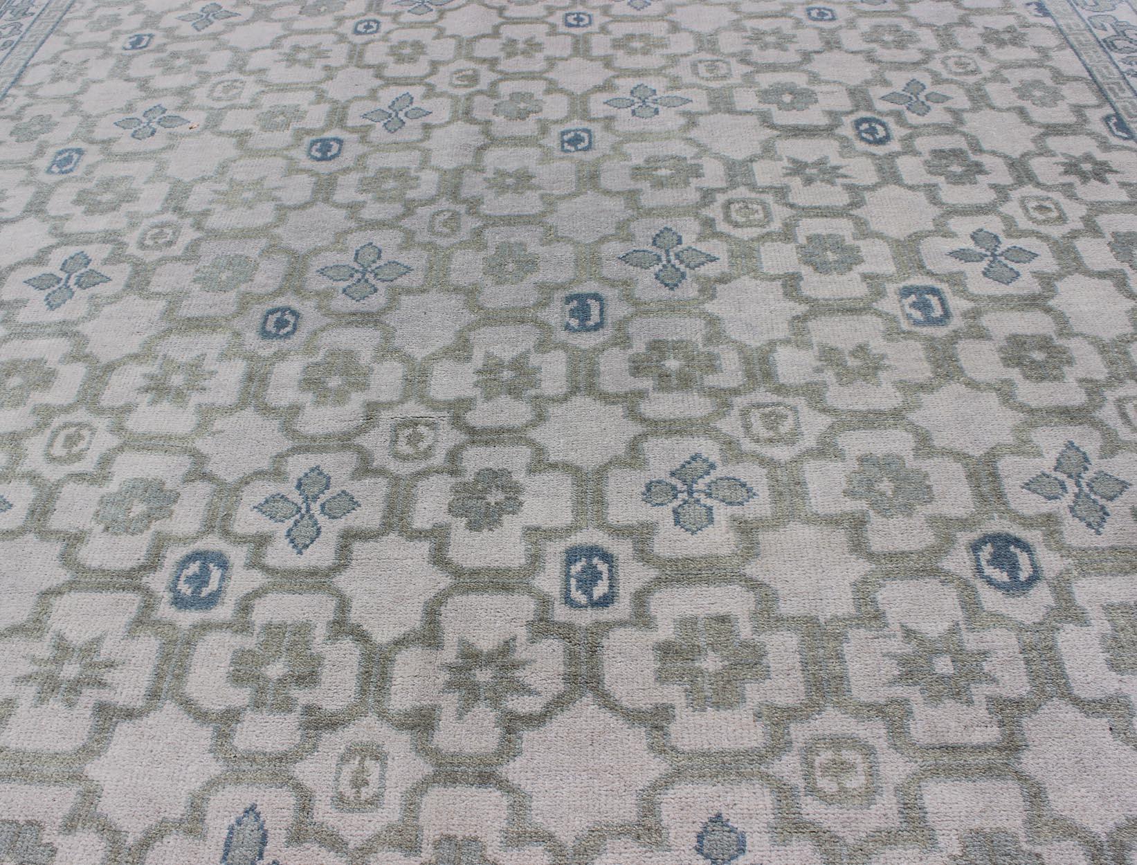Handgeknüpfter Khotan-Teppich aus Wolle mit All-Over-Design von Keivan Woven Arts im Angebot 3
