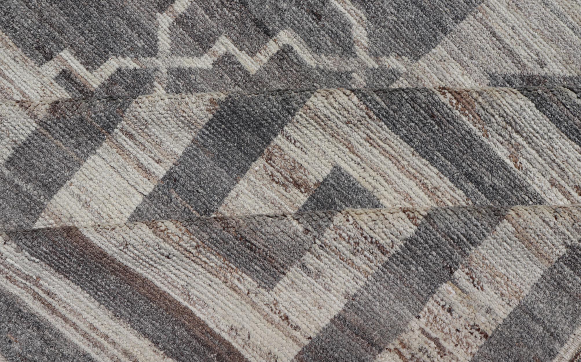 The Moderns Rug Khot/One en laine, noué à la main, avec motifs subgéométriques et clés grecques en vente 6