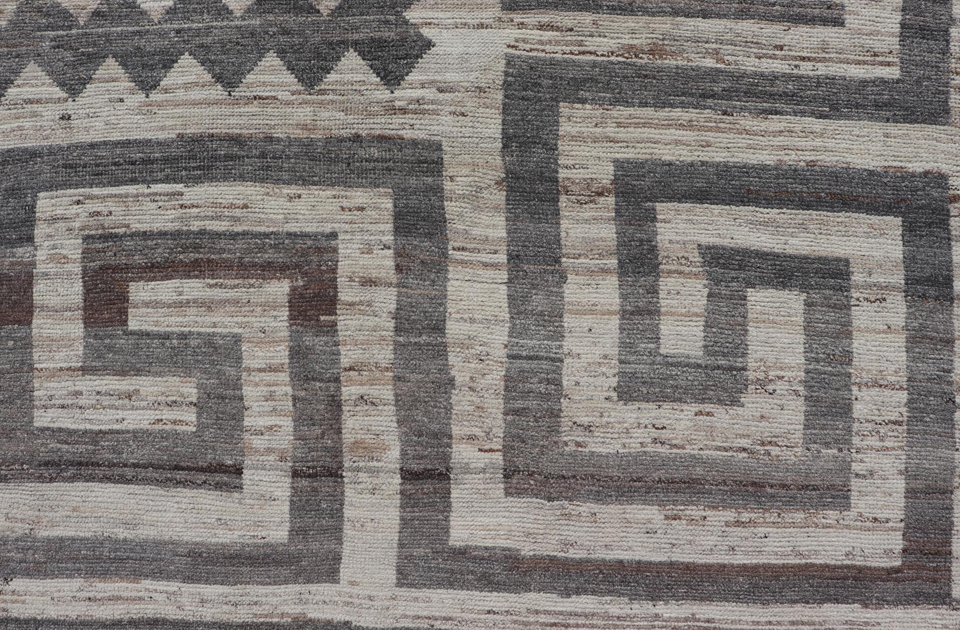 Afghan The Moderns Rug Khot/One en laine, noué à la main, avec motifs subgéométriques et clés grecques en vente