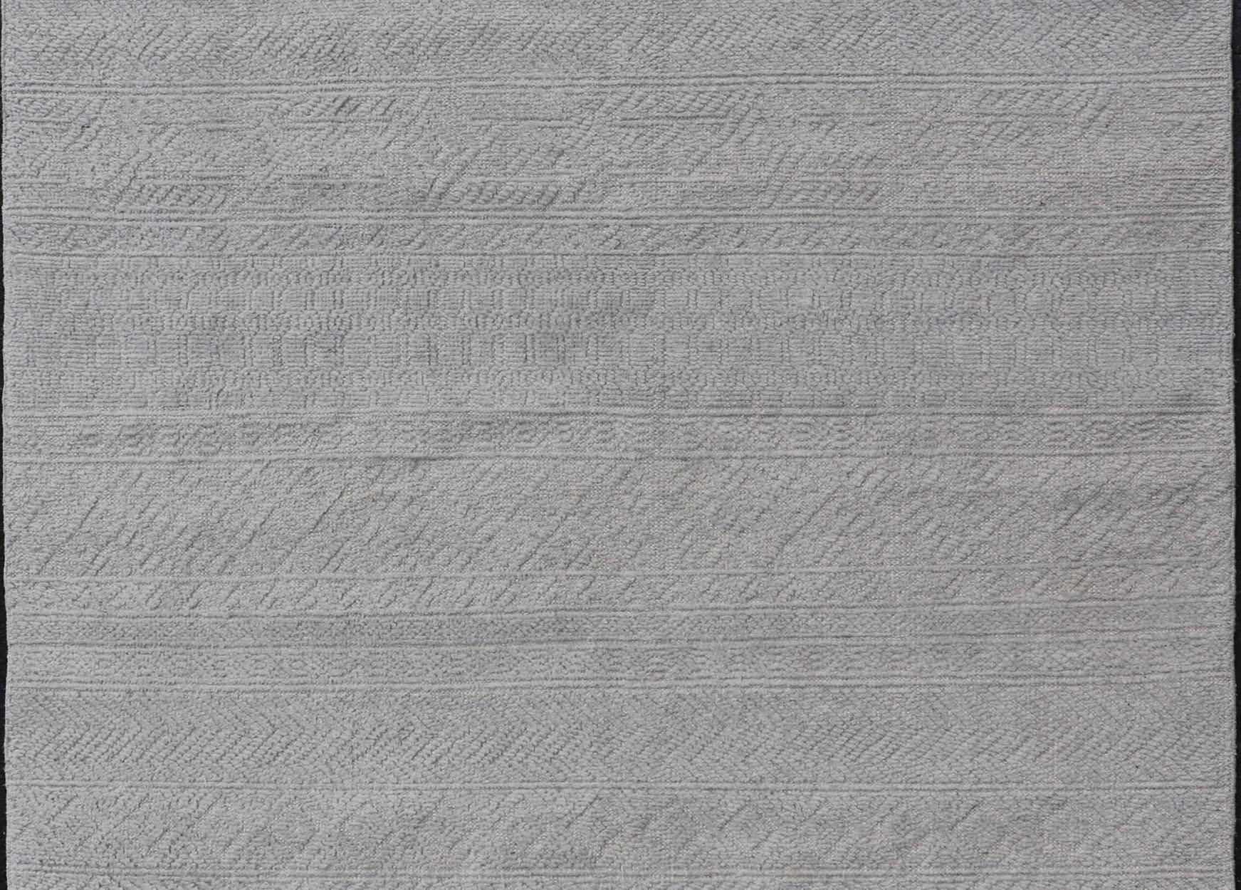 XXI secolo e contemporaneo Tappeto Oushak moderno annodato a mano in lana con disegni sub-geometrici in crema 6'X 9' in vendita