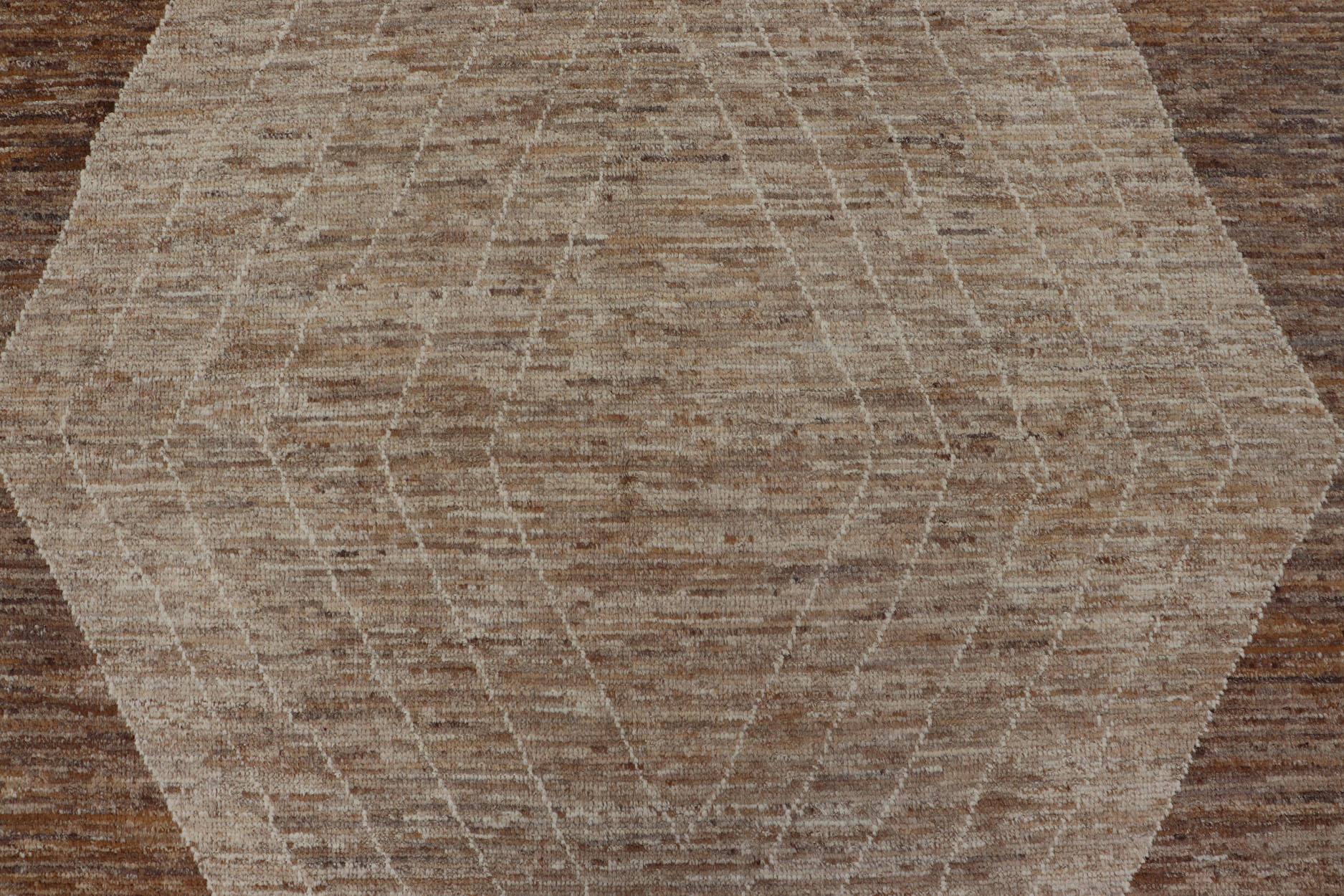 Moderner handgeknüpfter Teppich aus Wolle mit modernem Design von Keivan Woven Arts  im Angebot 1