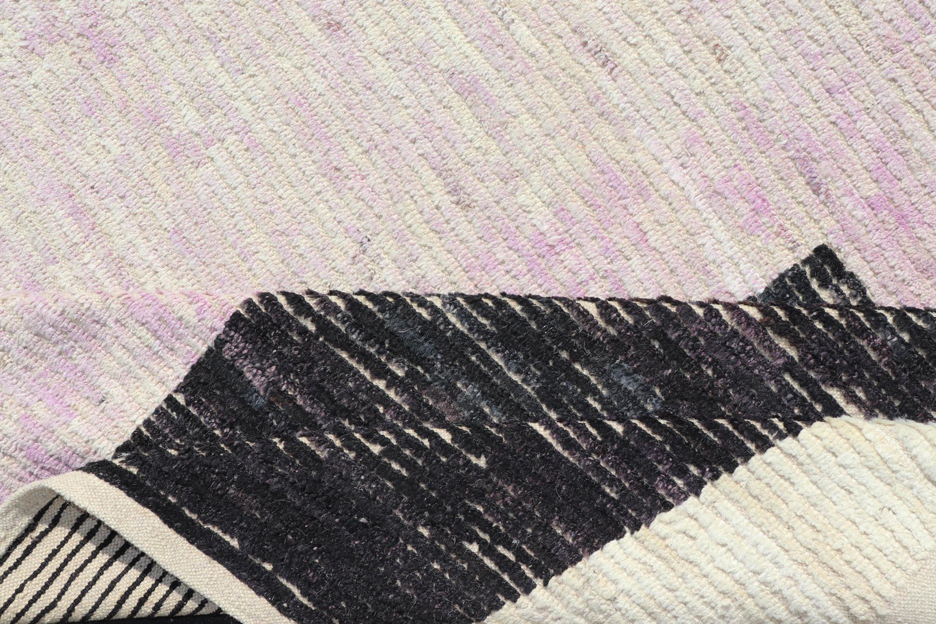 The Moderns Rugs noué à la main en laine avec un design abstrait Sub-Geometric en Multicolor en vente 6