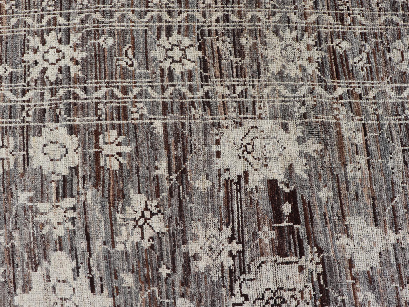 Moderner Teppich aus Wolle mit subgeometrischem, floralem Oushak-Design von Keivan Woven Arts  im Angebot 6