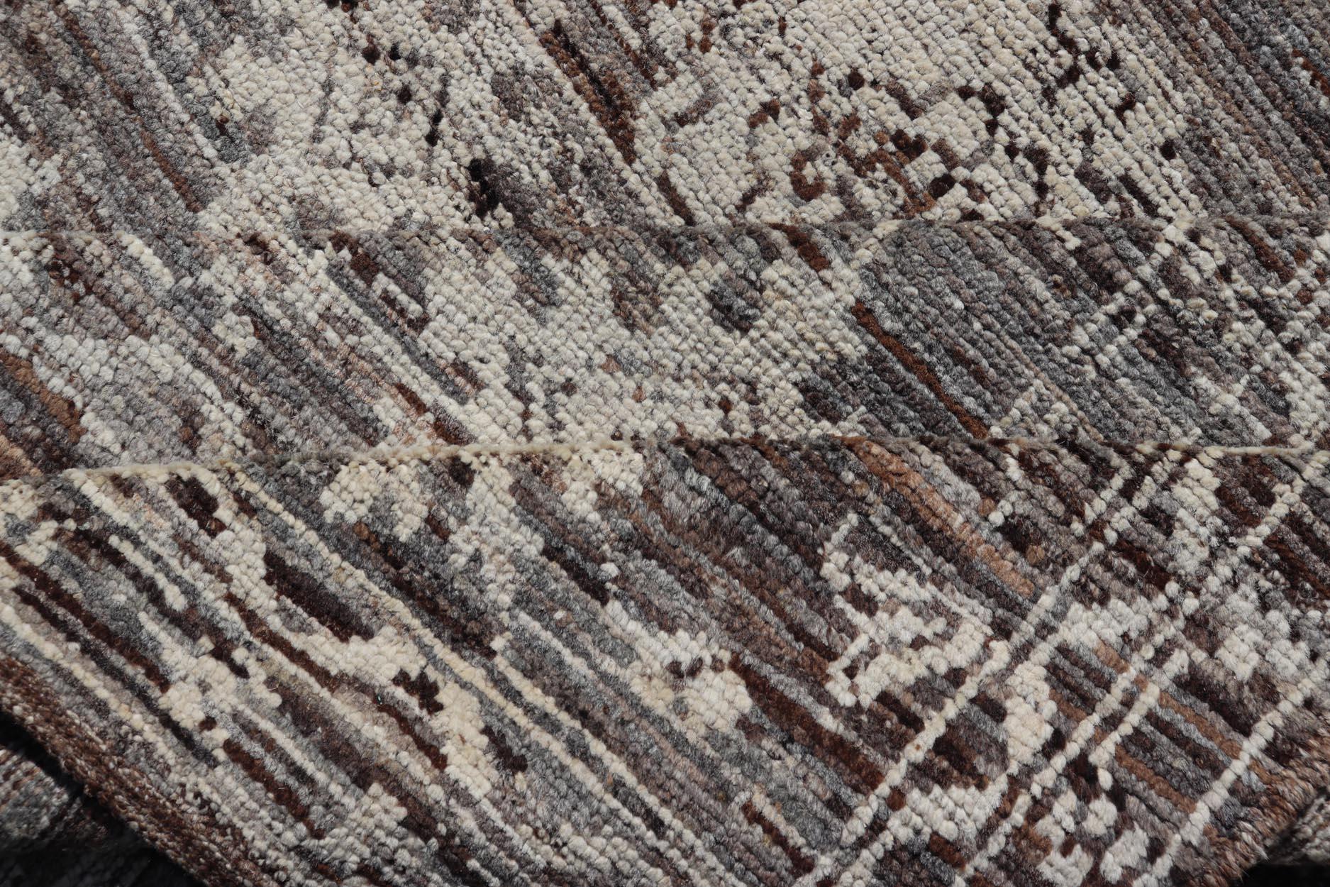 Moderner Teppich aus Wolle mit subgeometrischem, floralem Oushak-Design von Keivan Woven Arts  im Angebot 7