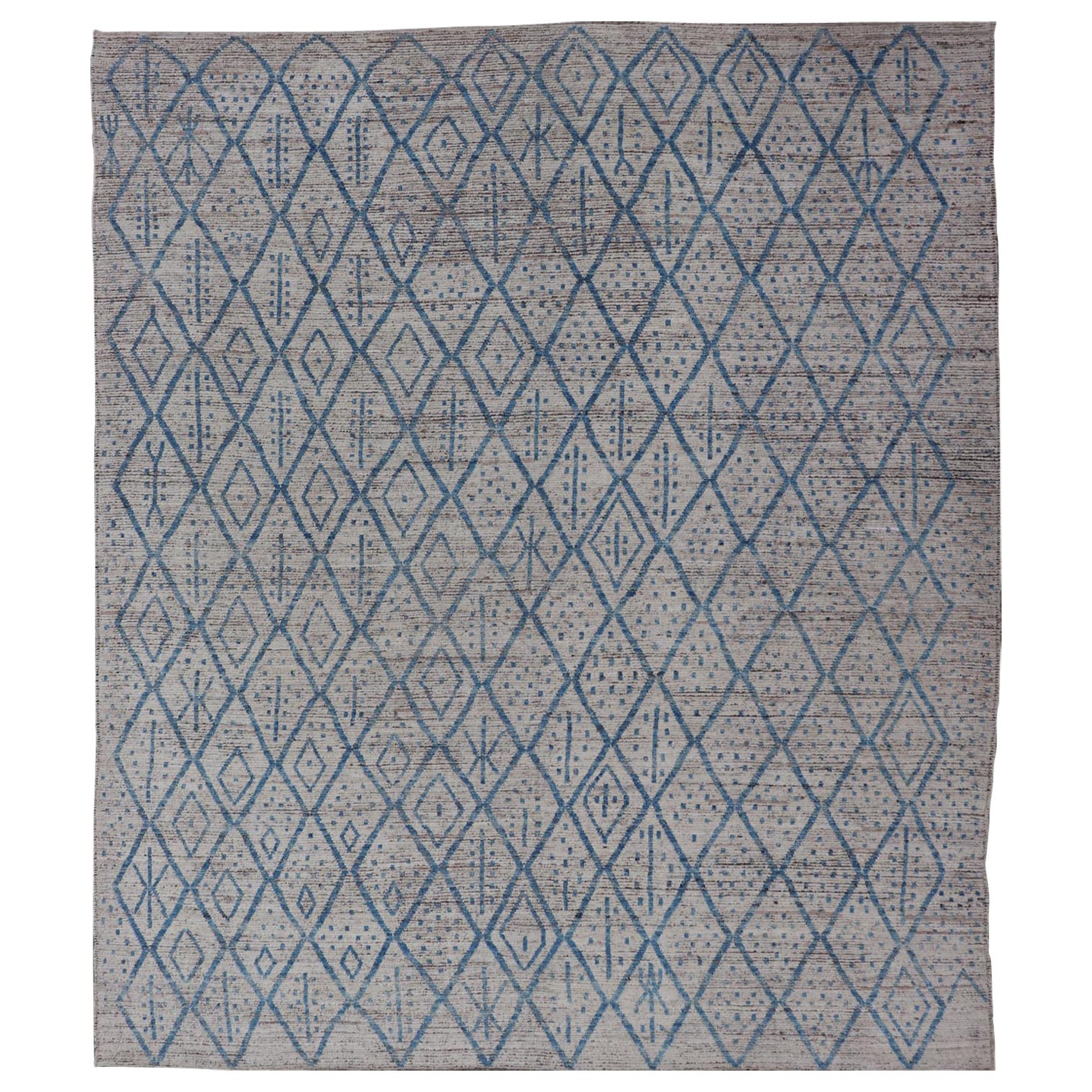 The Moderns Rug Tribal noué à la main en laine à motifs Sub-Geometric en bleu et ivoire