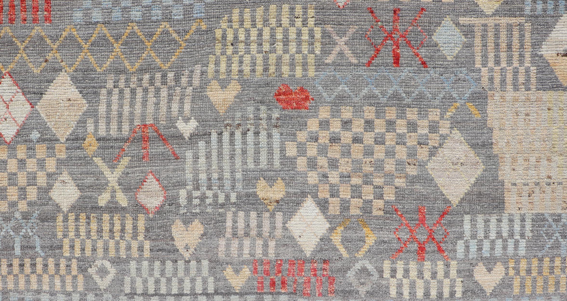Moderner handgeknüpfter Stammesteppich aus Wolle mit subgeometrischem Design in Multicolor (Handgeknüpft) im Angebot