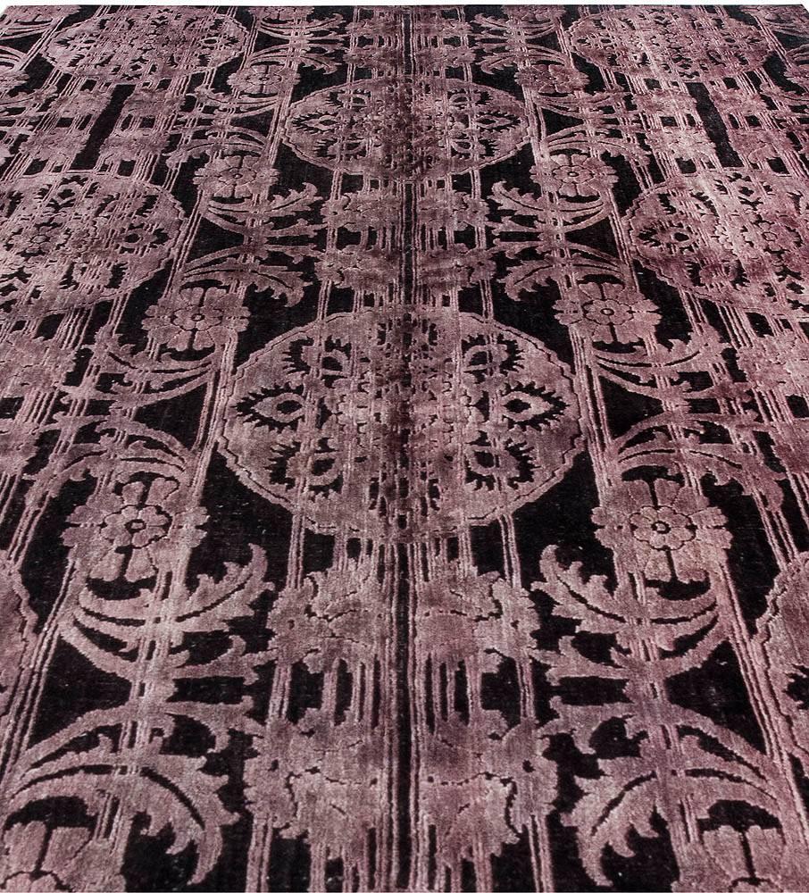 Moderne Tapis moderne en laine indienne violette tuftée à la main de Doris Leslie Blau en vente