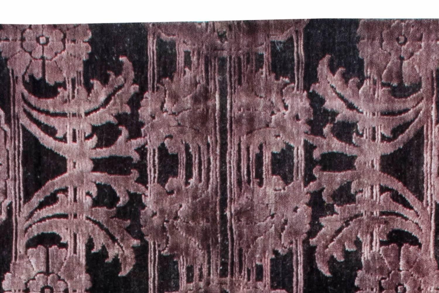 Indien Tapis moderne en laine indienne violette tuftée à la main de Doris Leslie Blau en vente