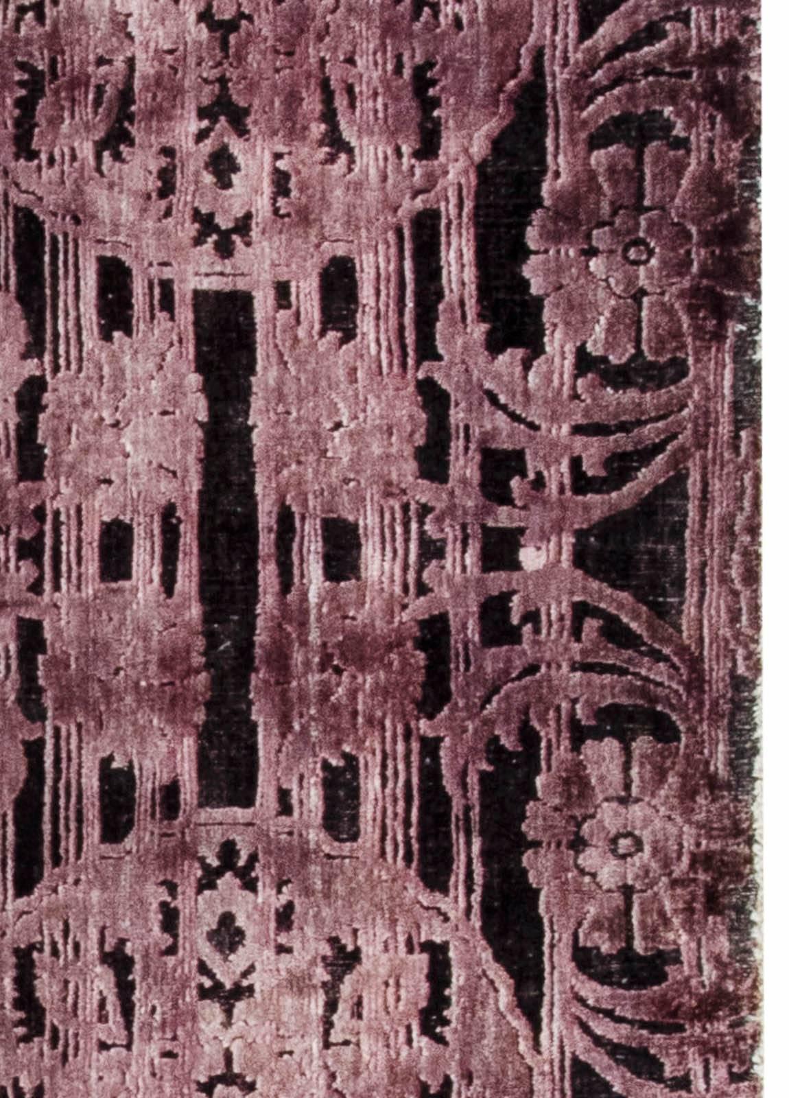 Fait main Tapis moderne en laine indienne violette tuftée à la main de Doris Leslie Blau en vente