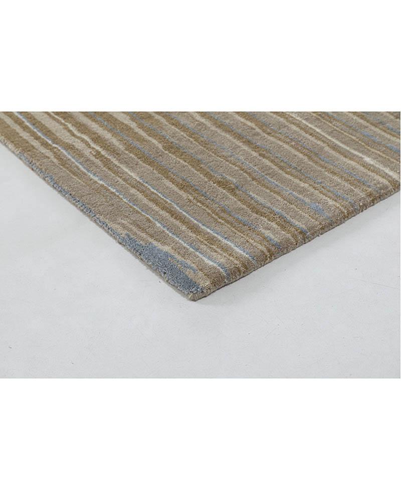 Indian Modern Hand-Tufted Rug 5'x8' For Sale