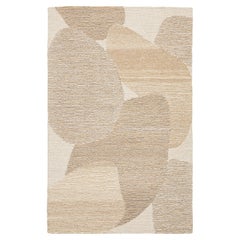 Modern Hand-Tufted Wool Rug with Abstract Organic Pebble Motif in Camel & Ivory