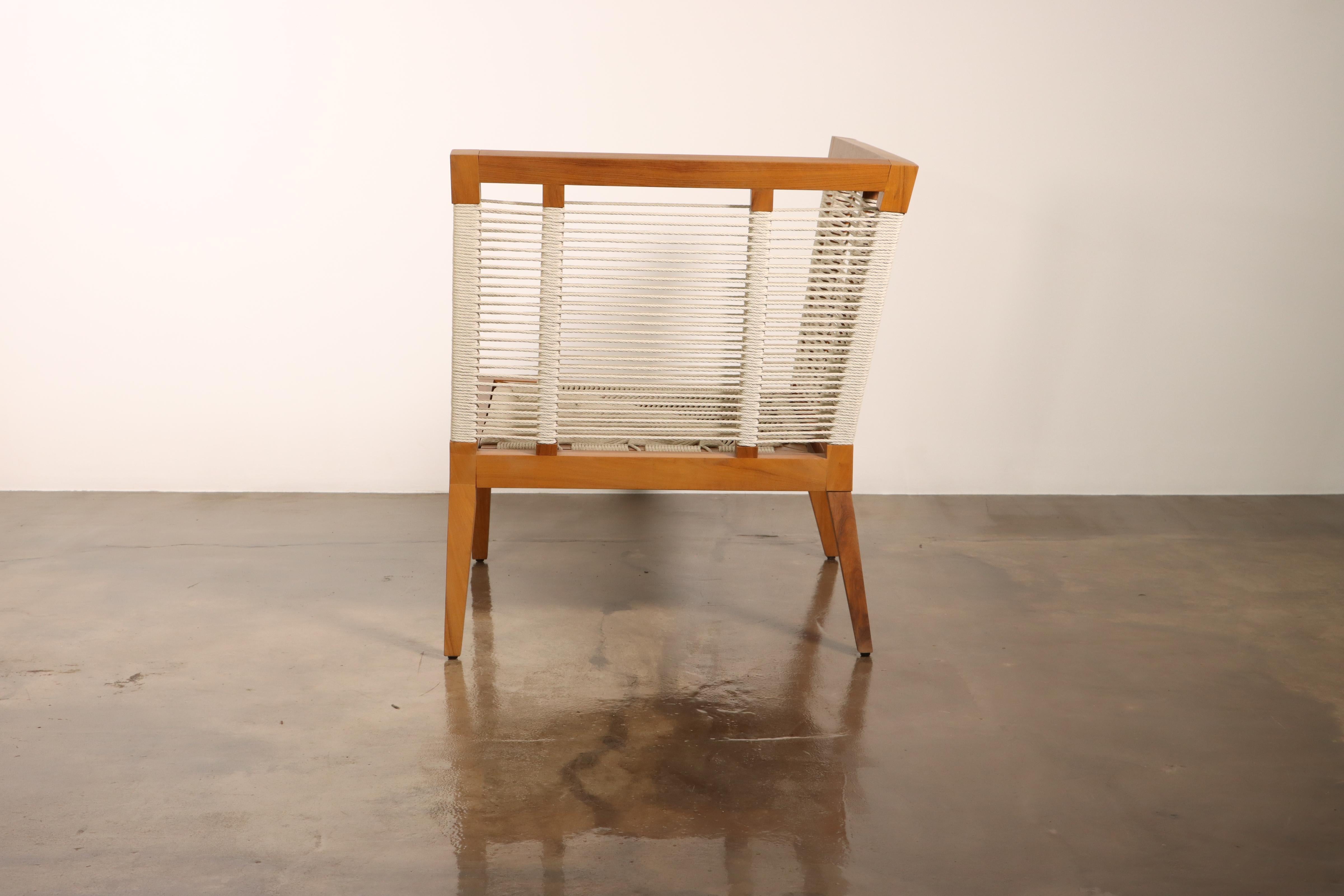 Modern Hand-Woven Cording Outdoor Banquette from Costantini 'In Stock' In New Condition For Sale In New York, NY
