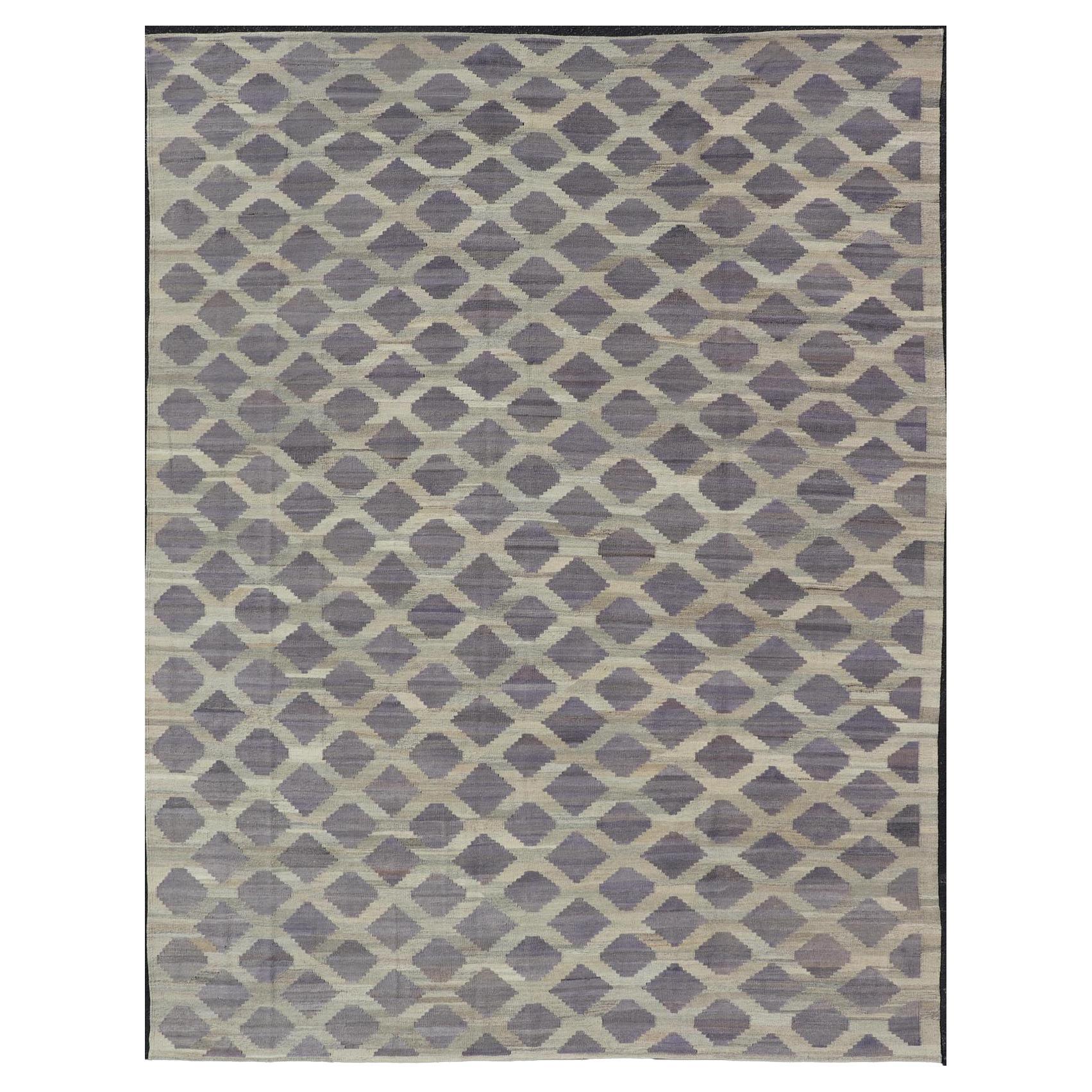 Modern Hand-Woven Flatweave Kilim in Wool with All-Over Geometric Diamond Design For Sale