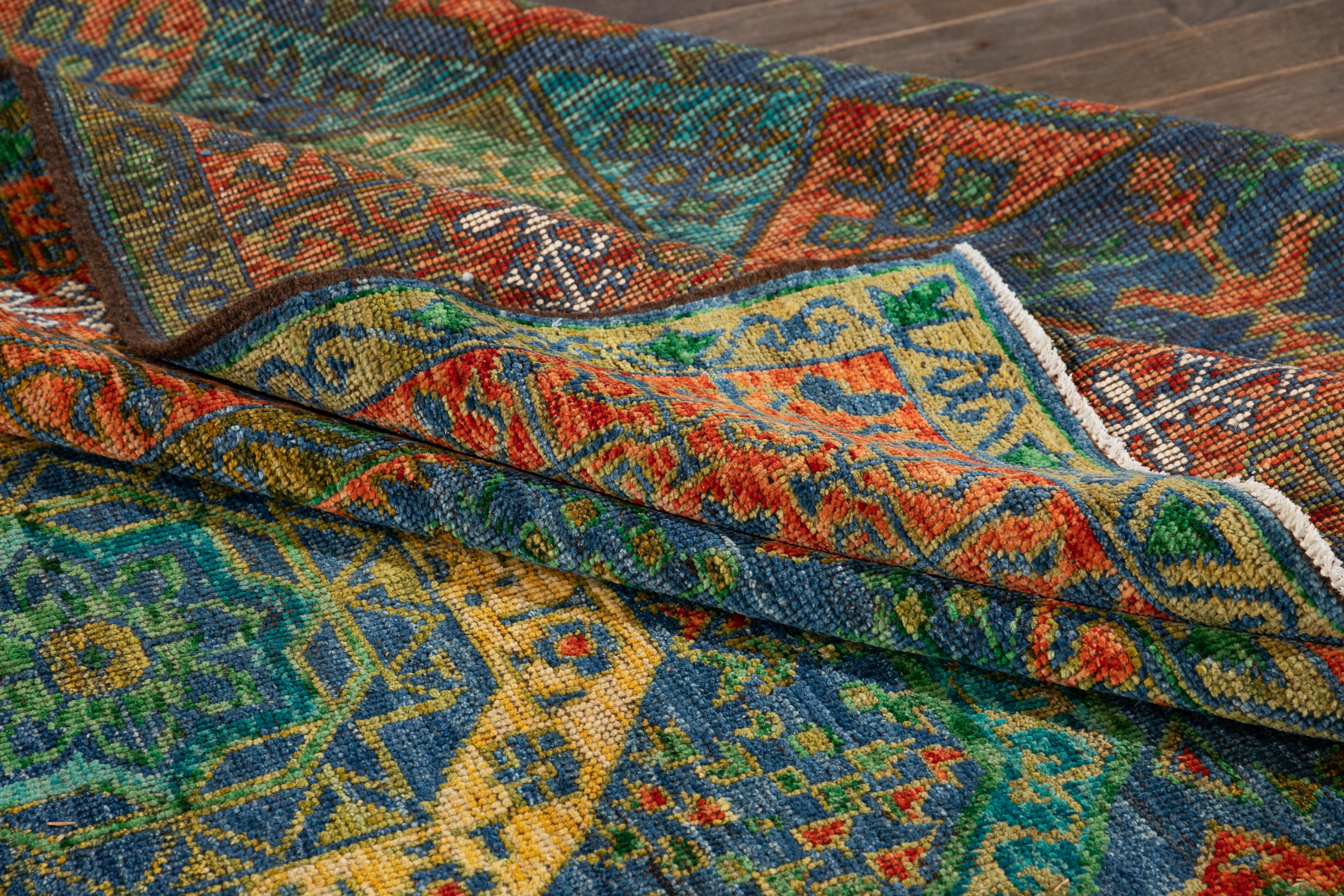 Hand-Knotted Modern Handamde Mamluk Wool Rug With Rosette Motif In Green For Sale