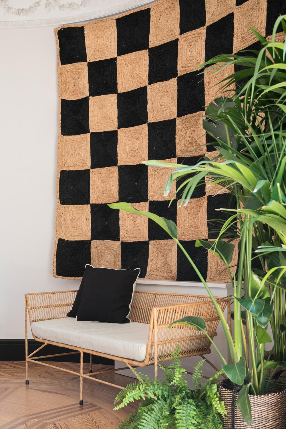 Modern Handbraided Jute Rug Black&Natural Checkers For Sale 1