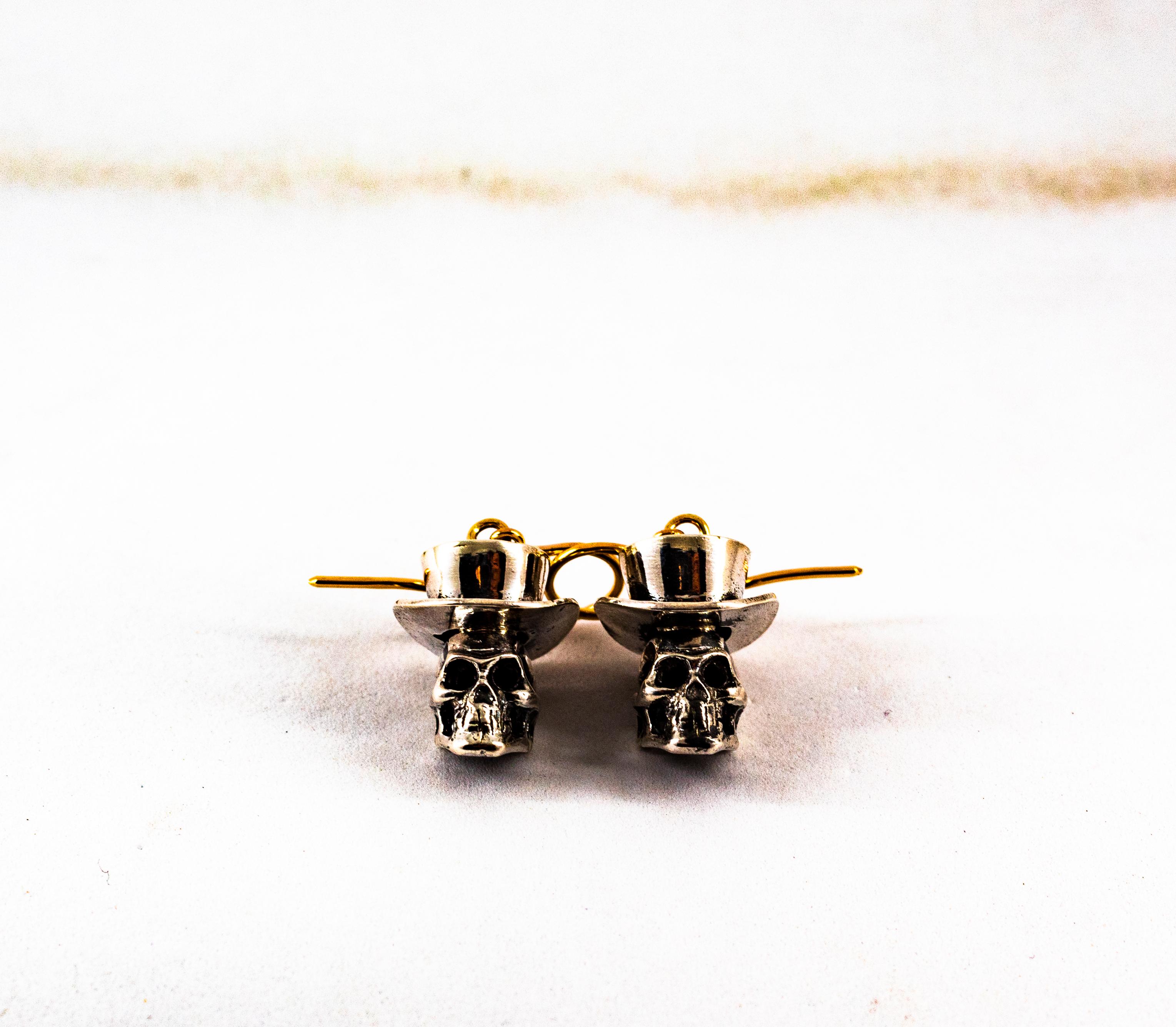 Moderne moderne handgefertigte Ohrringe aus Sterlingsilber Gelbgold mit „ Schädel“-Ohrringen im Angebot 10
