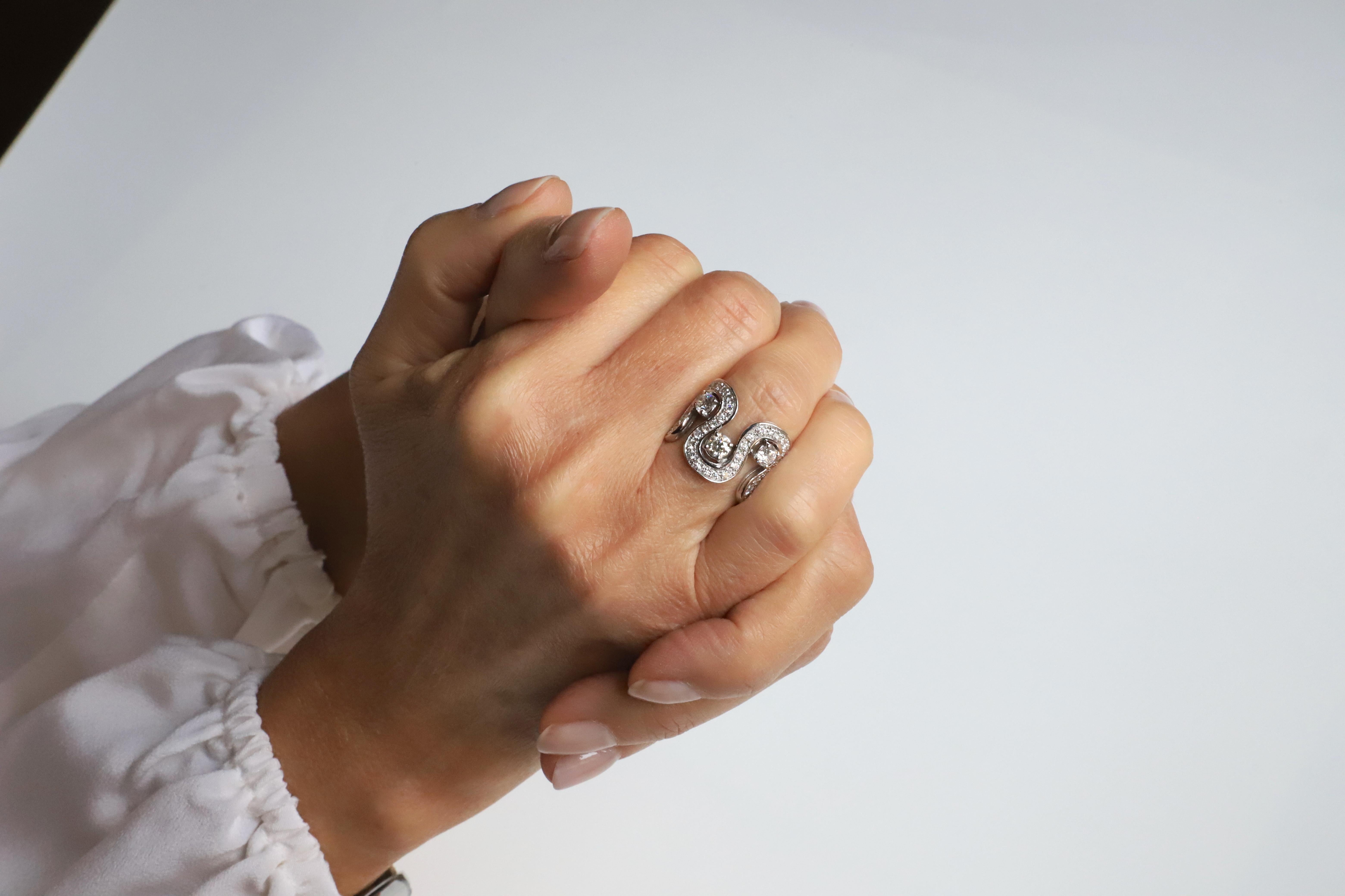 Rossella Ugolini 18K Gold 1.54 Carats White Diamond Engagement Design Ring For Sale 3