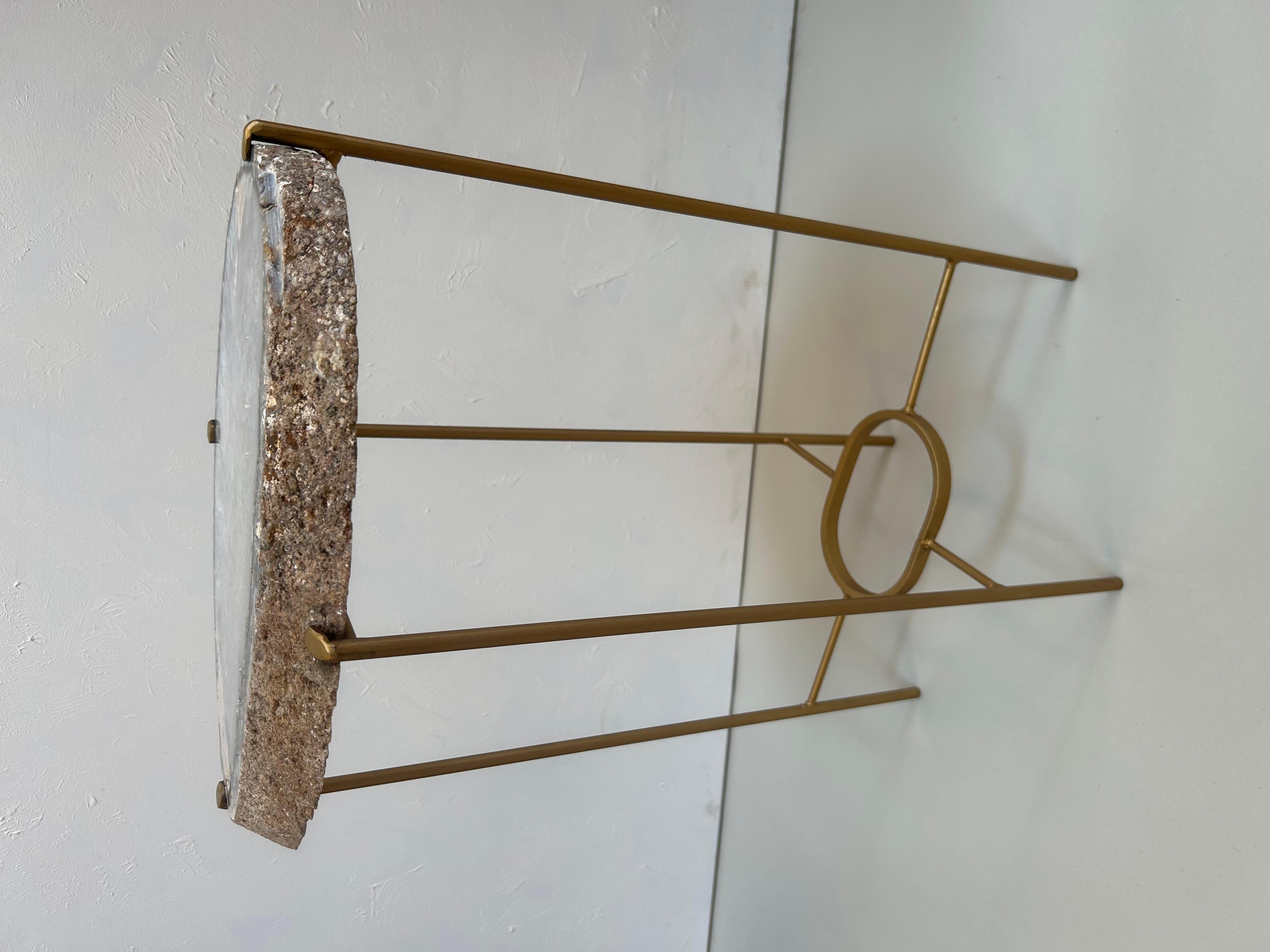 Organique Table à boire moderne en géode fabriquée à la main en vente