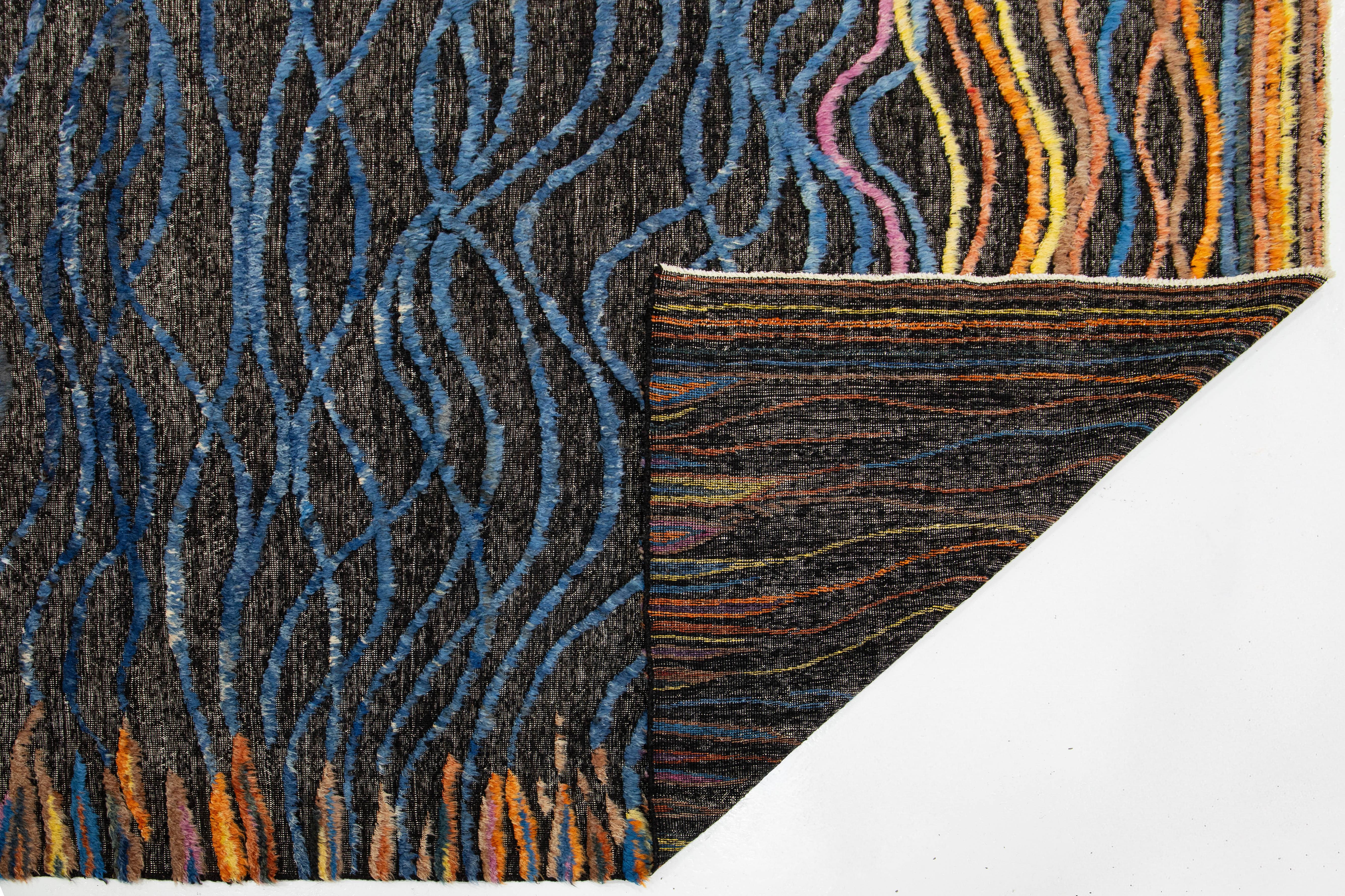 Alfombra Moderna de Lana Estilo Marroquí Hecha a Mano con Diseño Abstracto Multicolor Moderno en venta