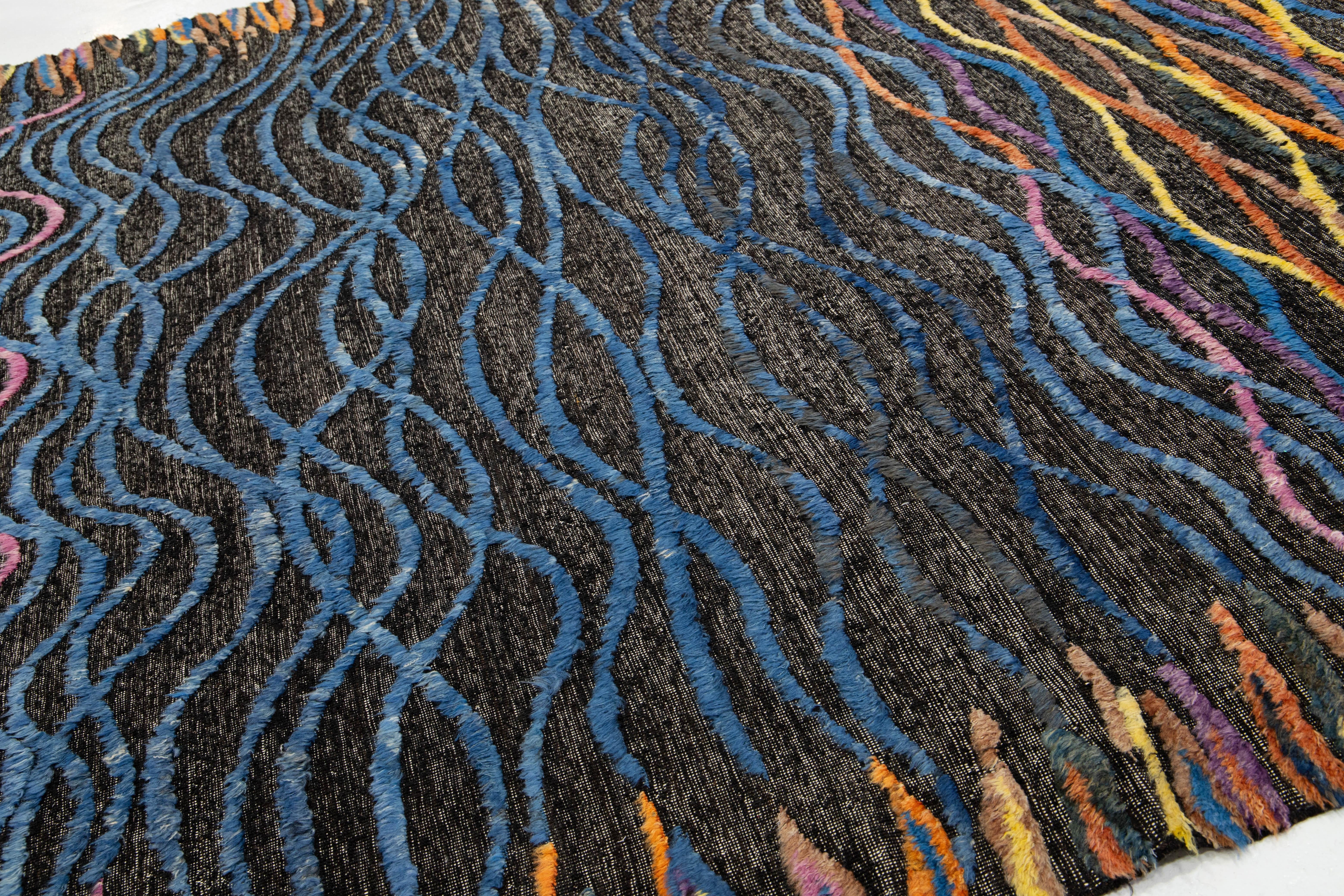 Alfombra Moderna de Lana Estilo Marroquí Hecha a Mano con Diseño Abstracto Multicolor en Nuevo estado para la venta en Norwalk, CT