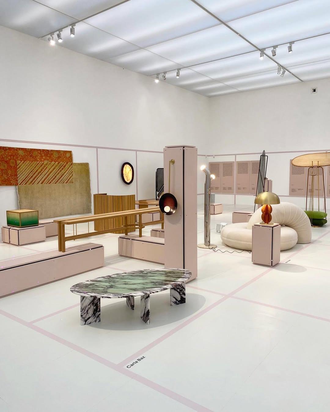 Banc moderne en bois de chêne massif naturel tressé à la canne, fabriqué à la main, Carla Carla en vente 9