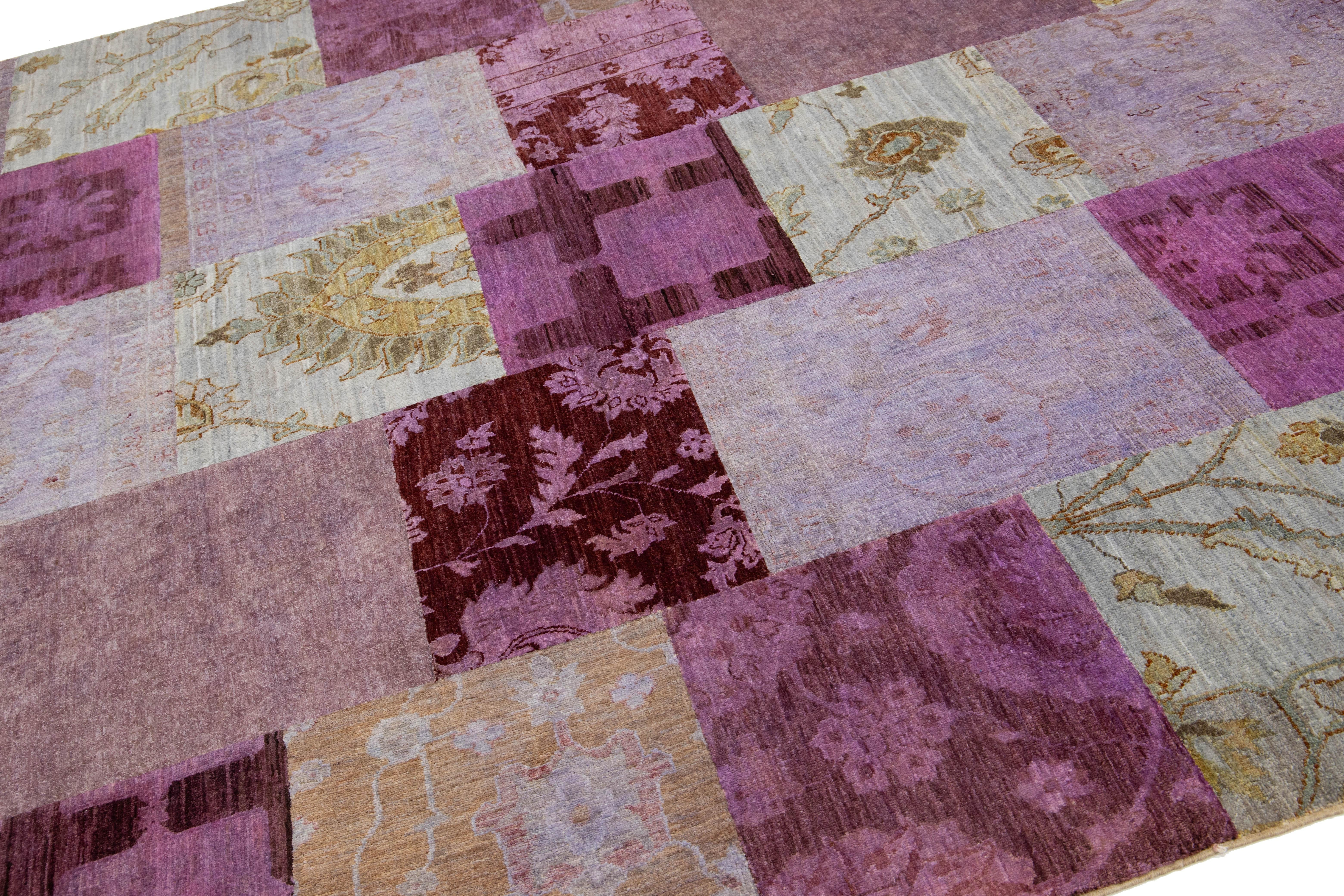 Moderner handgefertigter Patchwork-Teppich aus Wolle in Rosa im Angebot 1