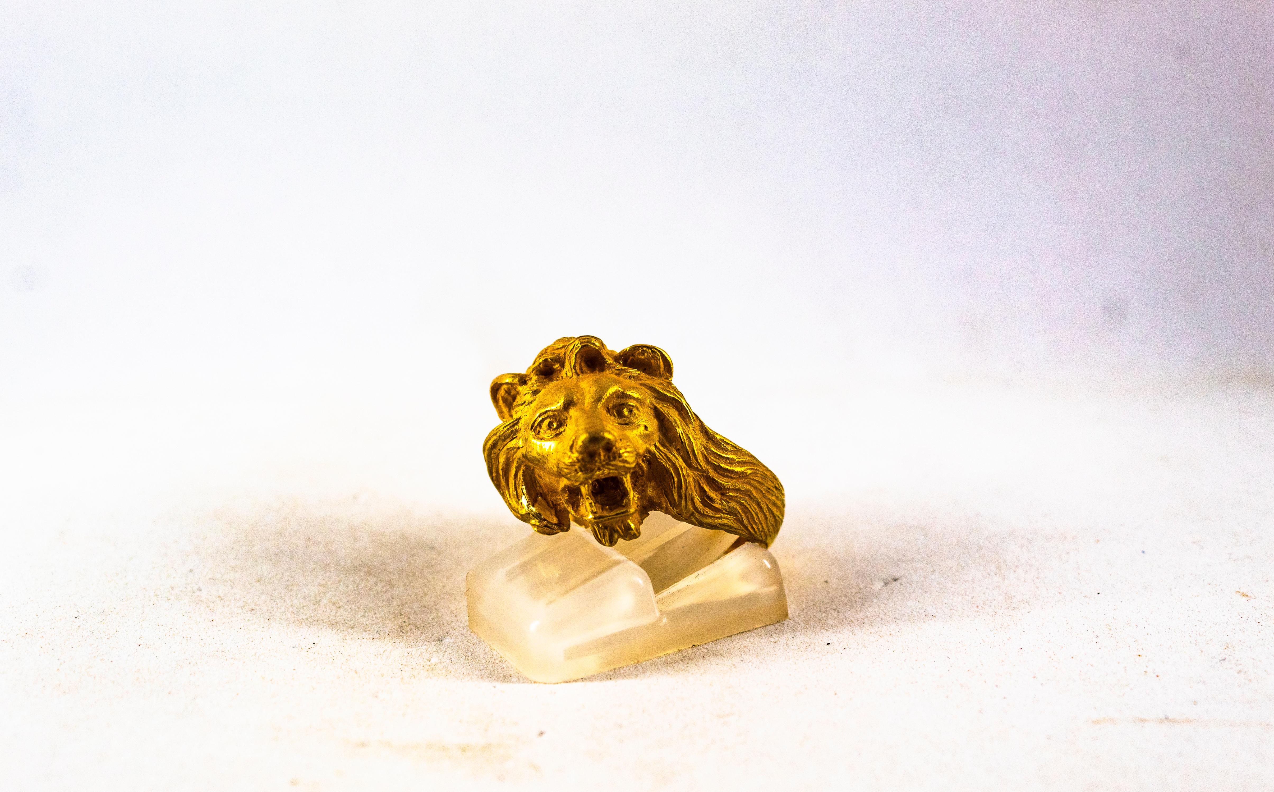 Bague cocktail moderne en or jaune « Lion » fabriquée à la main en vente 7