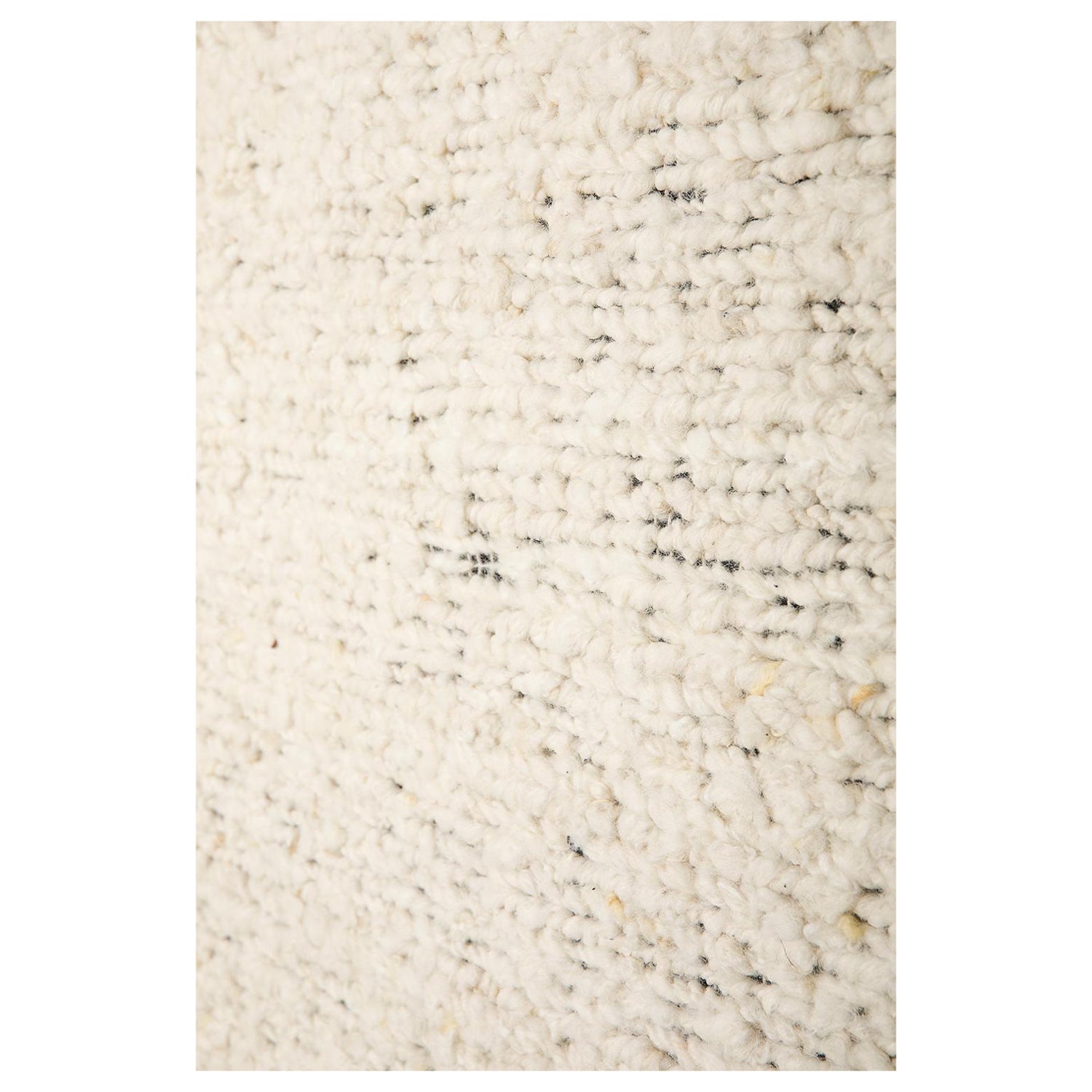 Modern Handknotted 100% Wool Rug High Pile Loop White Maji For Sale