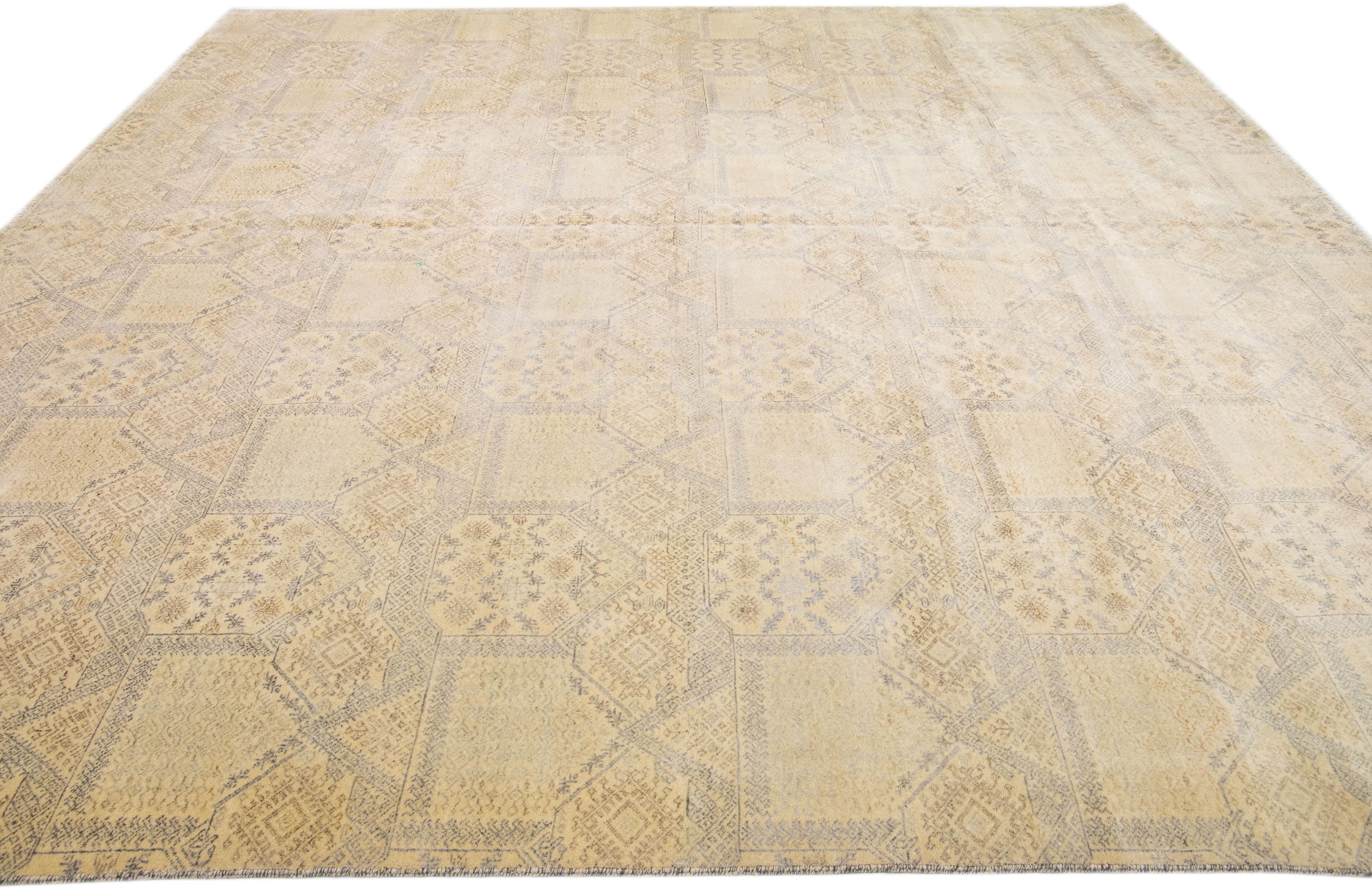 Modern Handmade Beige Square Wool Rug with Geometric Pattern In New Condition For Sale In Norwalk, CT