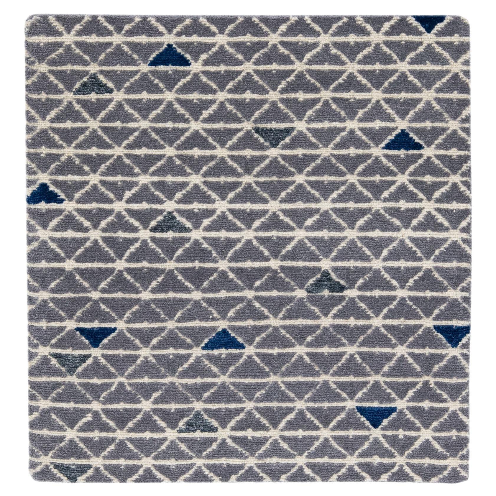 Handgefertigter geometrischer grauer Wollteppich in Grau