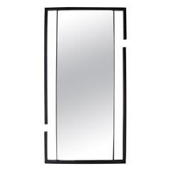 Wand- oder Bodenspiegel modern-minimalistisch, dramatische Bruch-Optik, geometrisch, geschwärzter Stahl
