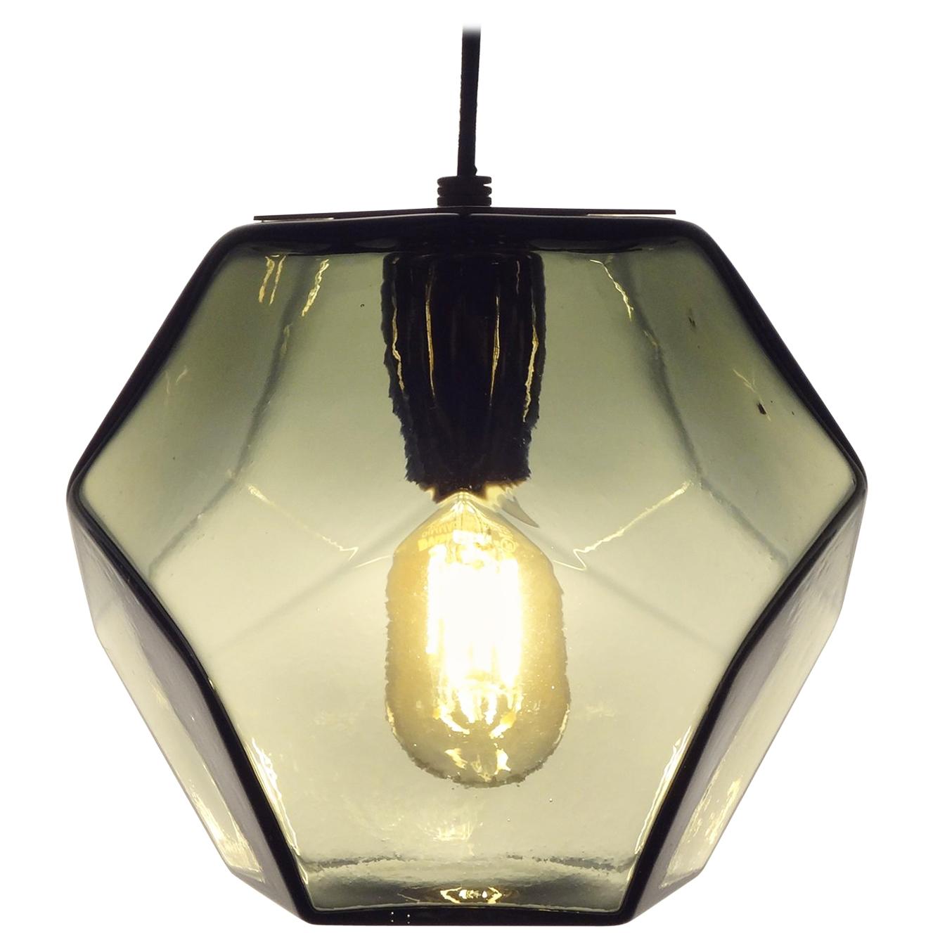 Lampe à suspension moderne en verre faite à la main, série Hedron grise, personnalisable