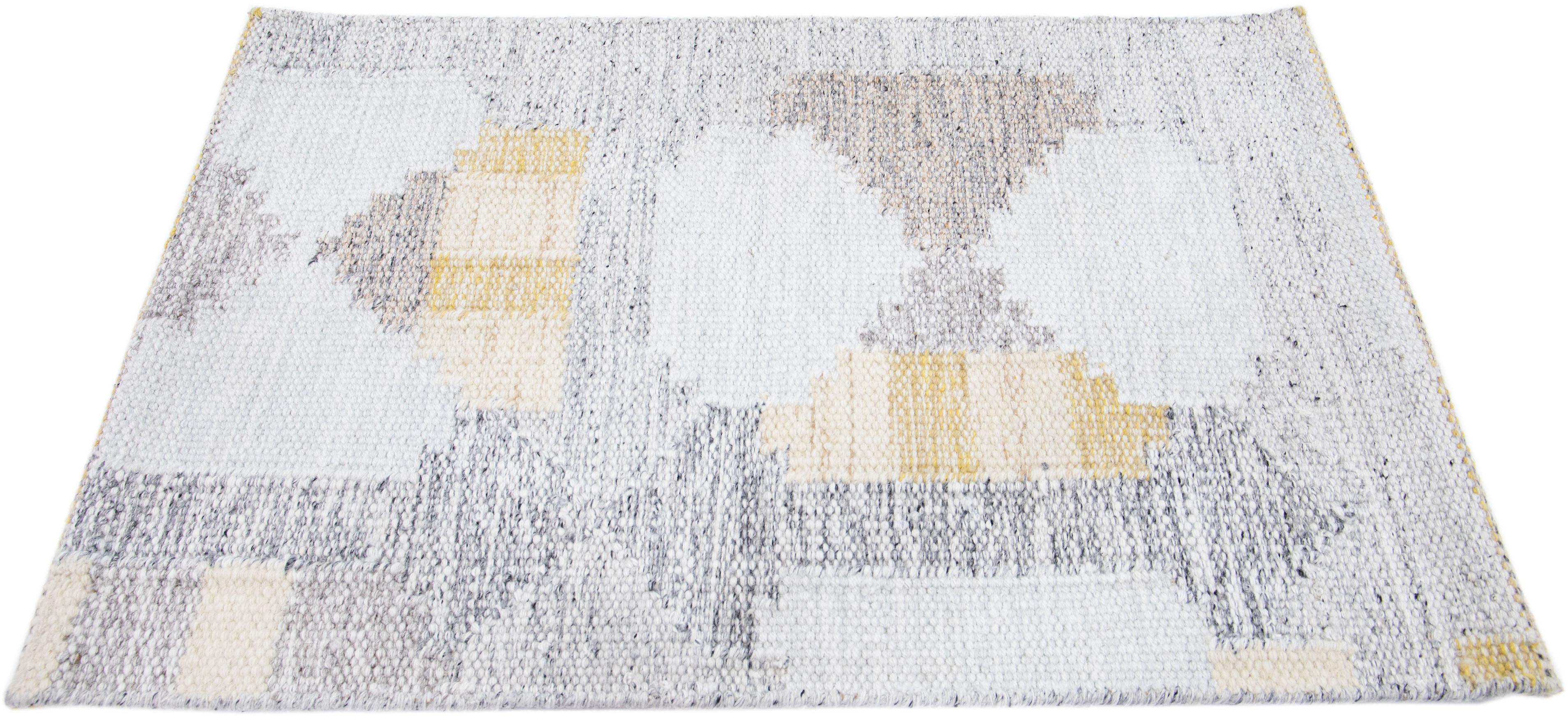 Indian Modern Handmade Gray Swedish Style Custom Wool Rug For Sale