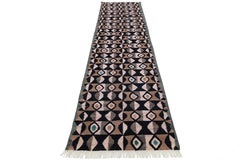 Modern Handmade Kilim Wool Runner – Flatweave Abstract By Apadana