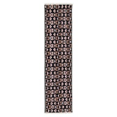 Modern Handmade Kilim Wool Runner – Flatweave Abstract By Apadana