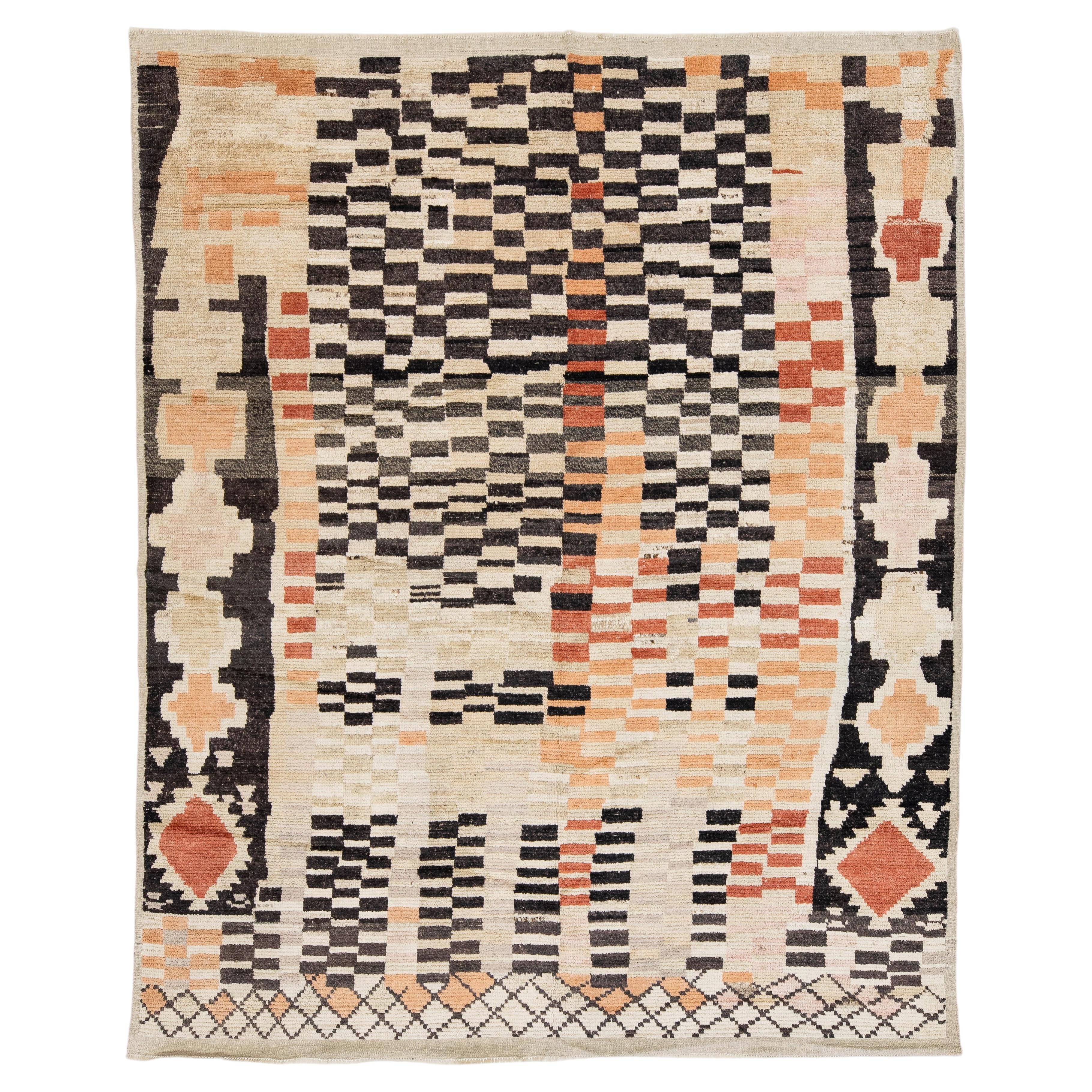 Tapis moderne en laine de style marocain fait à la main - Géométrique terre cuite et anthracite en vente