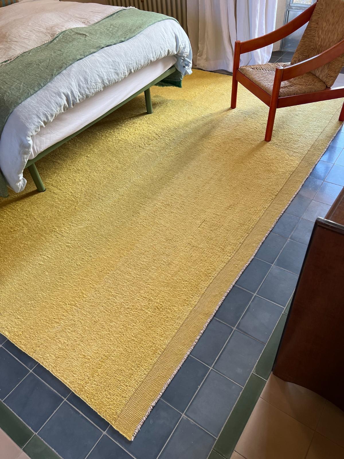 Modern Handmade Turkish Tulu Rug in Solid Yellow Color, Custom Options Available For Sale 4
