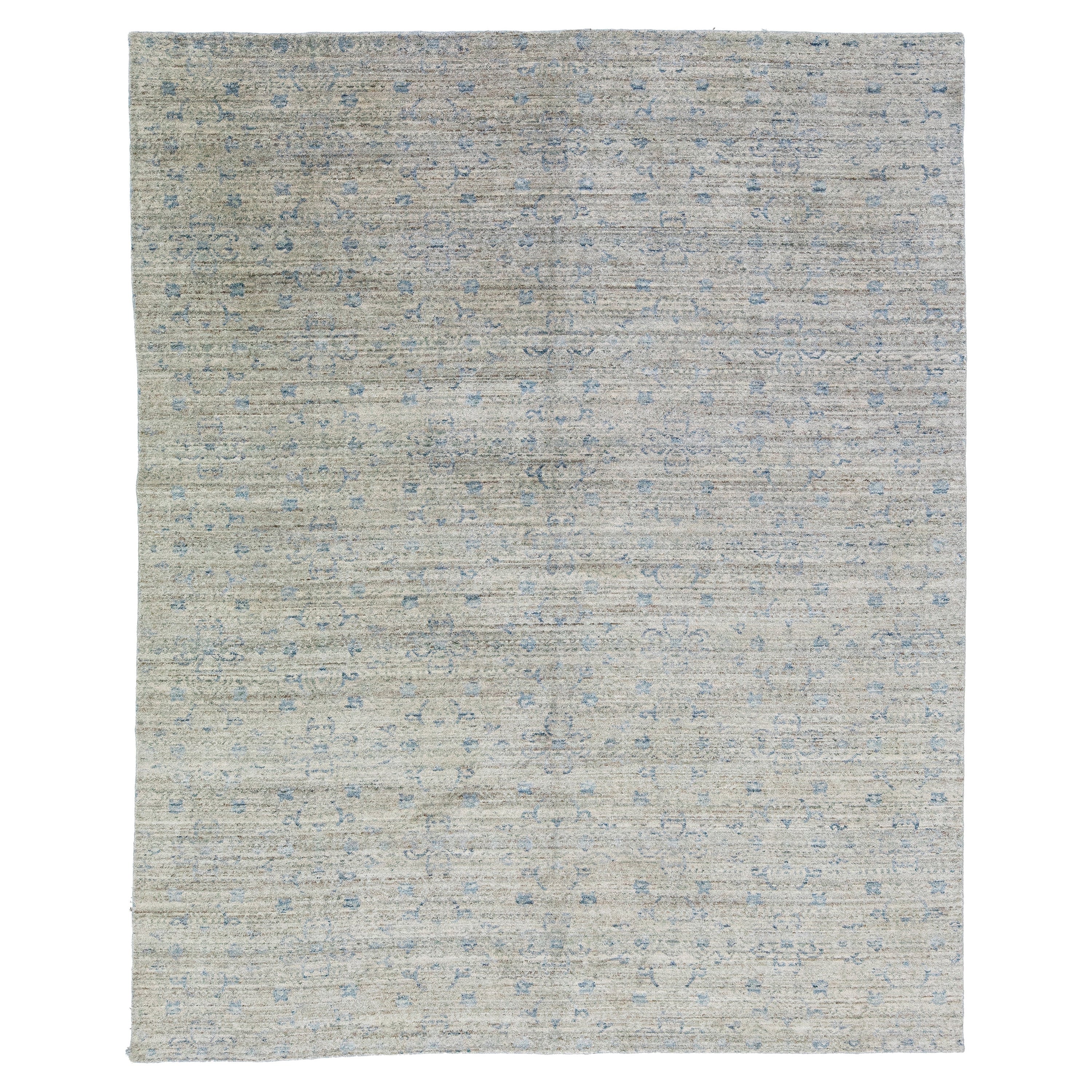Moderner handgefertigter Teppich aus Wolle und Seide mit Blumenmotiv und grauem Feld im Angebot