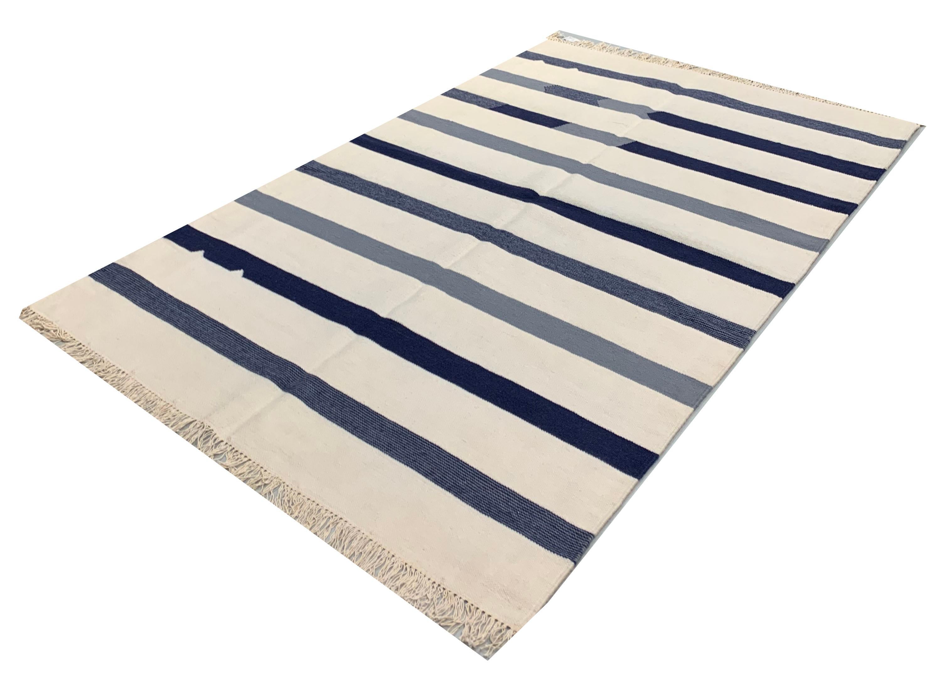 Contemporary Modern Handwoven Ivory Kilim  4'1 x 6'2 For Sale
