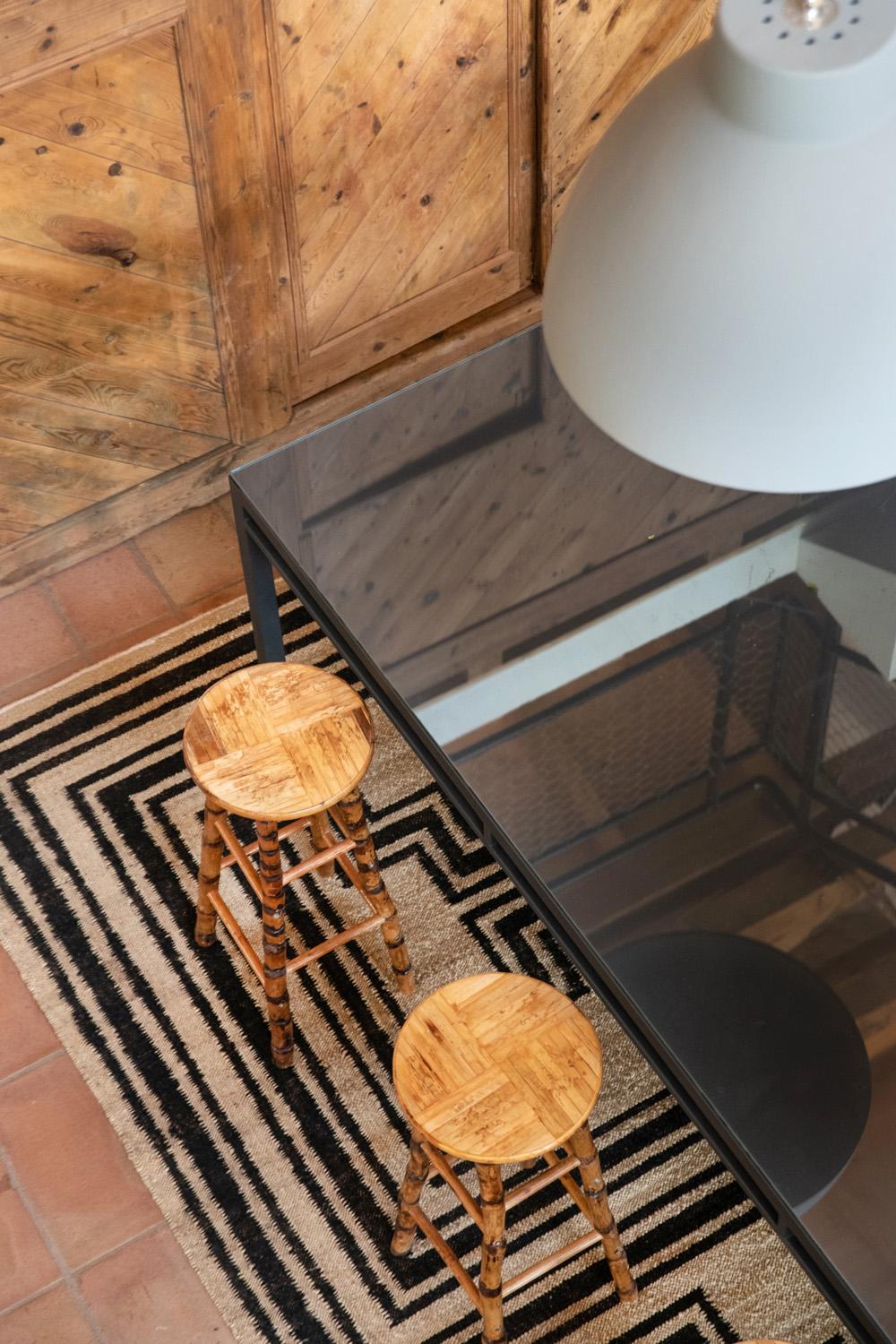50% deposit Modern Handwoven Jute Carpet Rug Dhurrie Cream & Black Pyramid For Sale 12