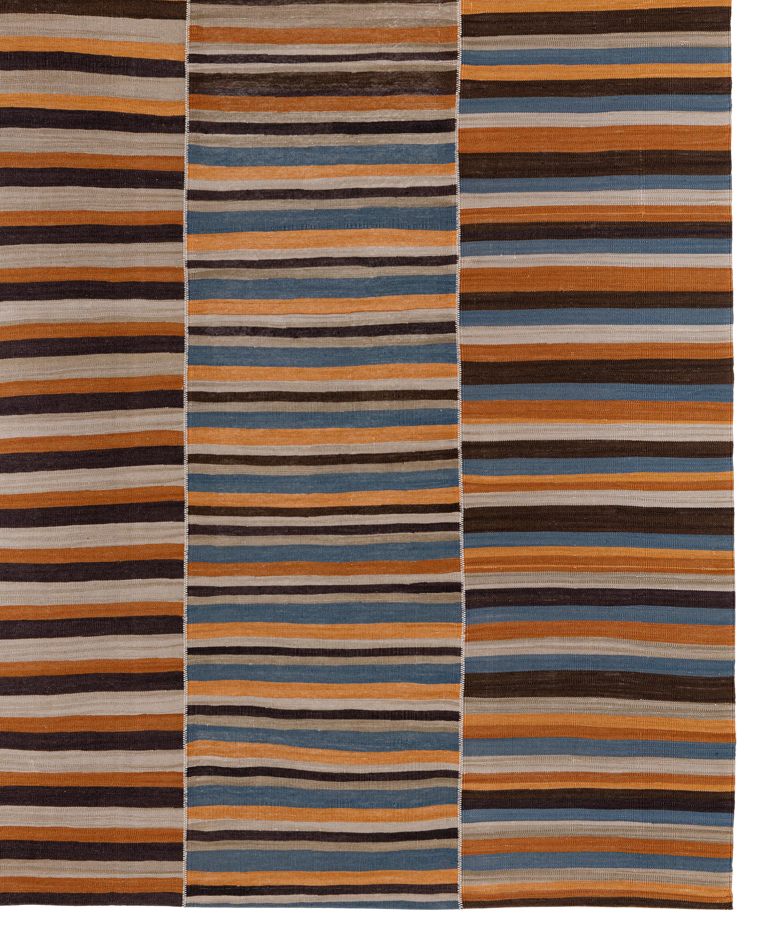 Tissu plat moderne Mazandaran tissé à la main - Laine naturelle, tons de terre rayés en vente 2