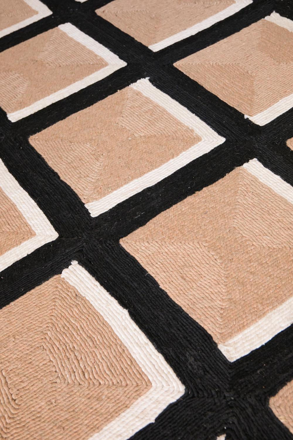 This rug has been ethically hand woven in polypropylene yarns by artisans in north of India, using a traditional weaving technique which is native of this region. 
It´s resistant to humidity, It´s the perfect option for outdoor areas