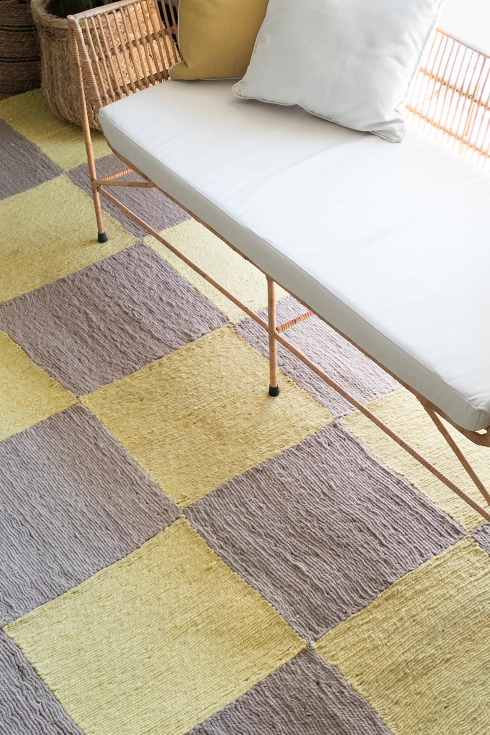 Modern Handwoven Polypropylene Outdoor Rug Carpet Light Green&Beige Trastevere For Sale 1