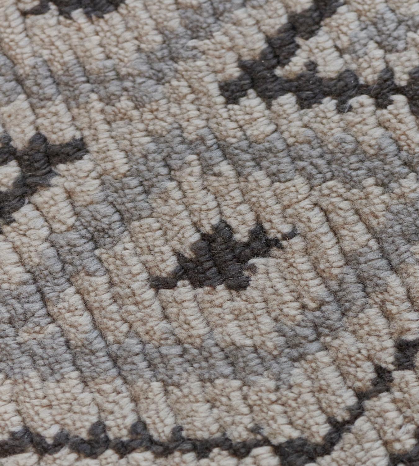 Modern Handwoven Ribbed Wool Rug In New Condition For Sale In West Hollywood, CA