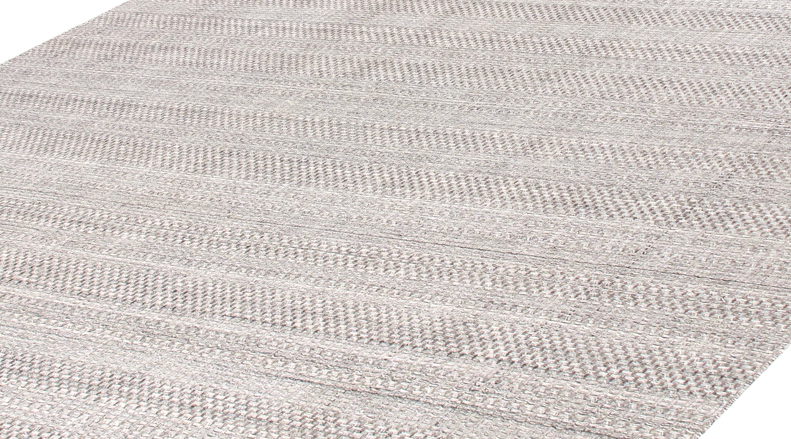 Indiano Tappeto moderno tessuto a mano  Lana Merino della Nuova Zelanda in un design neutro e minimale in vendita