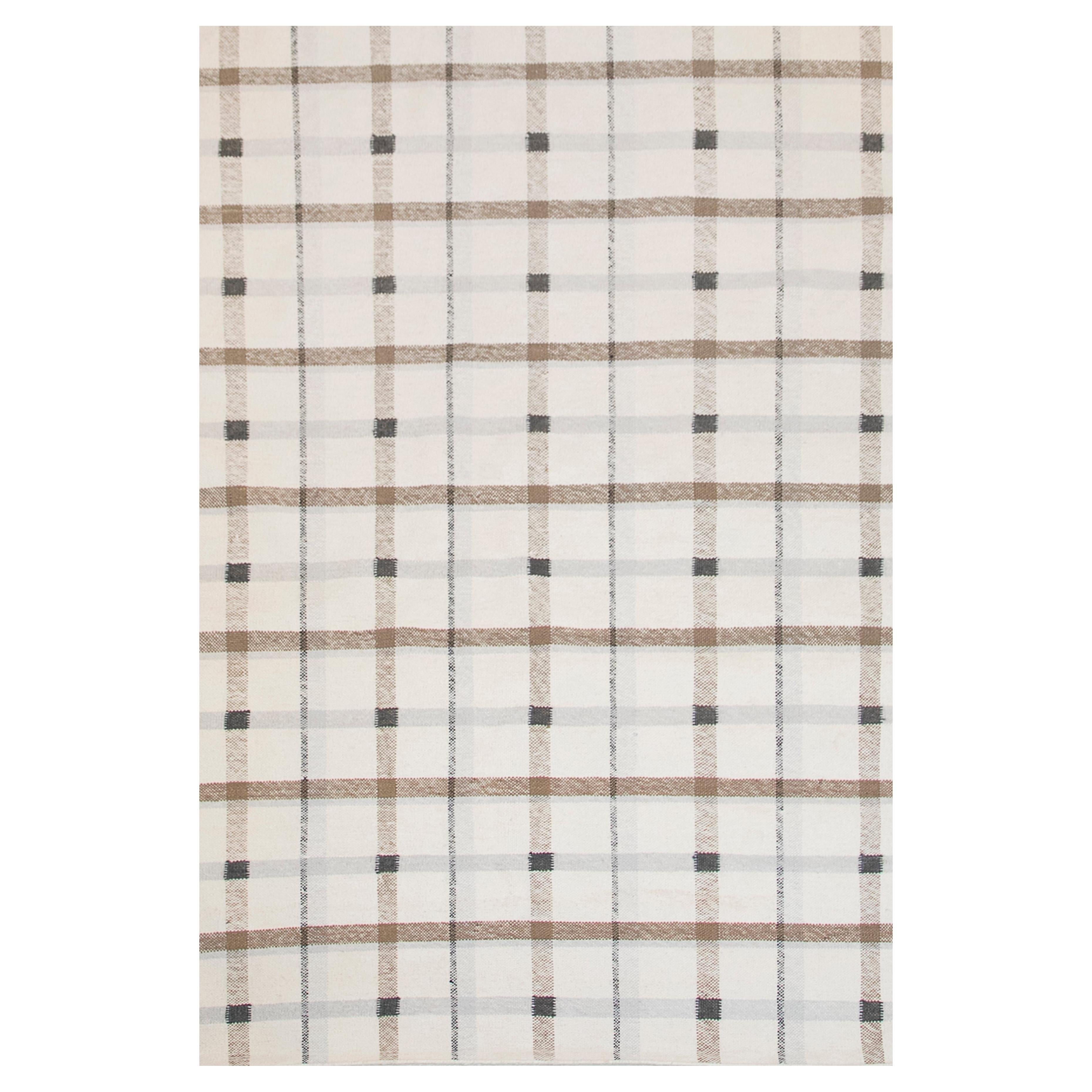Modern Handwoven Wool Rug Carpet Tartan White, Brown & Dark Grey Elegant