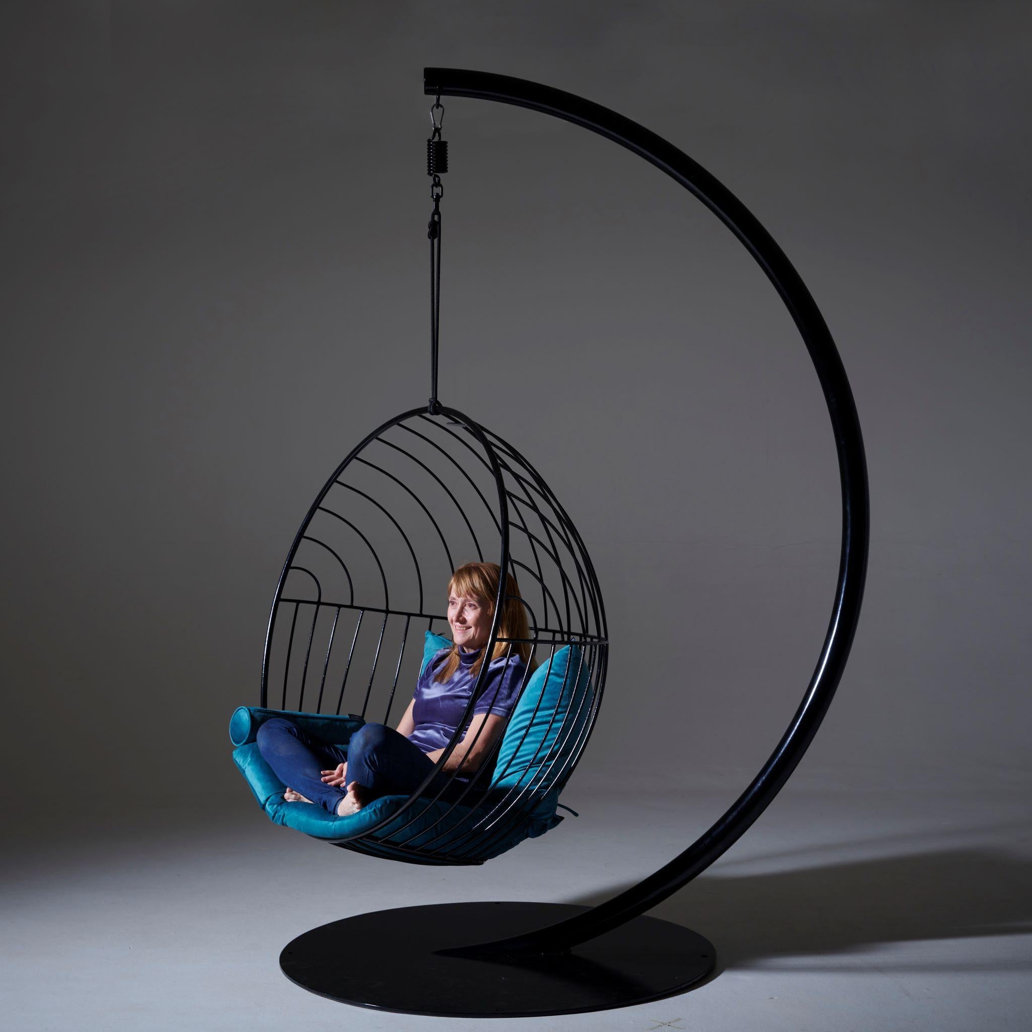 Modern Hanging Bubble Chair For Sale 1