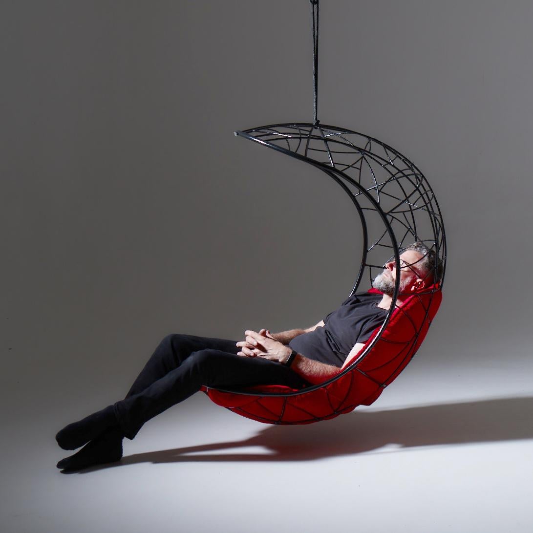 Minimalist Minimal Steel Hanging Chair in Black for Indoor or Outdoor For Sale